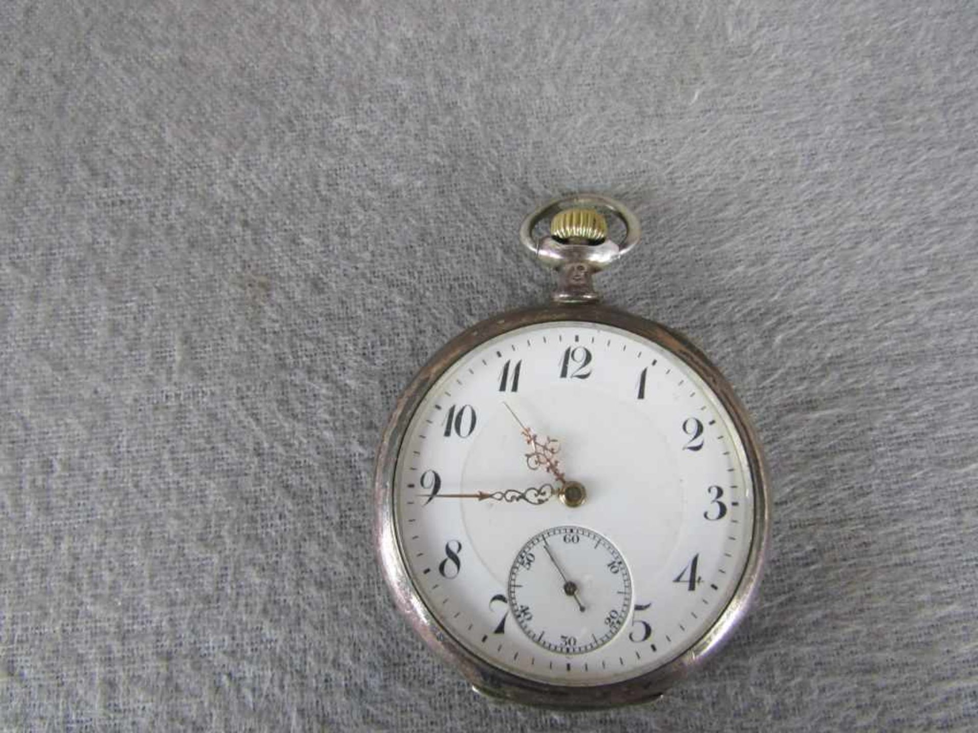 Taschenuhr um 1890 Silber 800 gepunzt Durchmesser ca.47mm die Uhr läuft nicht an defekt.