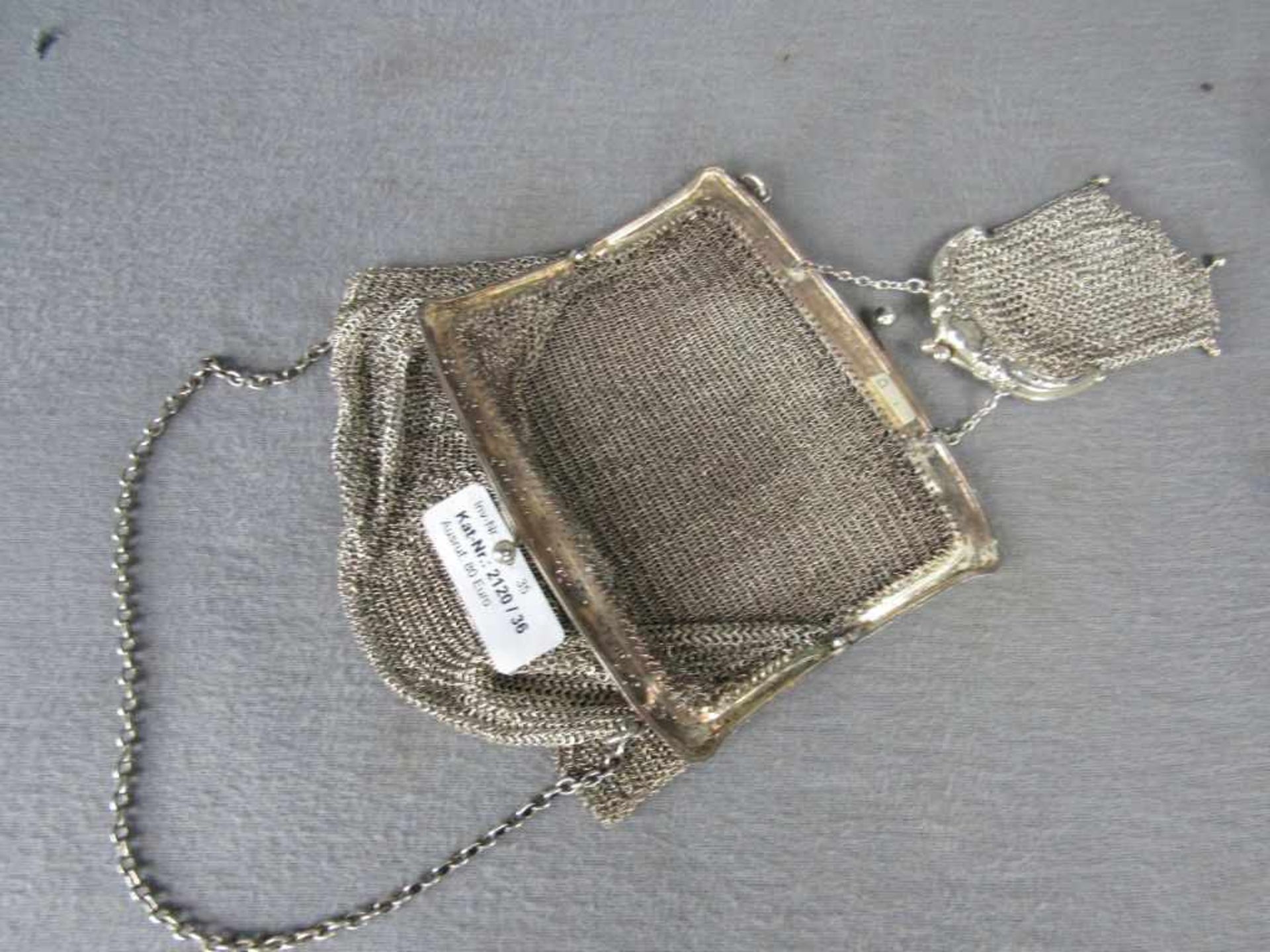 Antike Silberne Abendtasche innen mit seperater Tasche 800er Punze 243 Gramm - Bild 2 aus 3