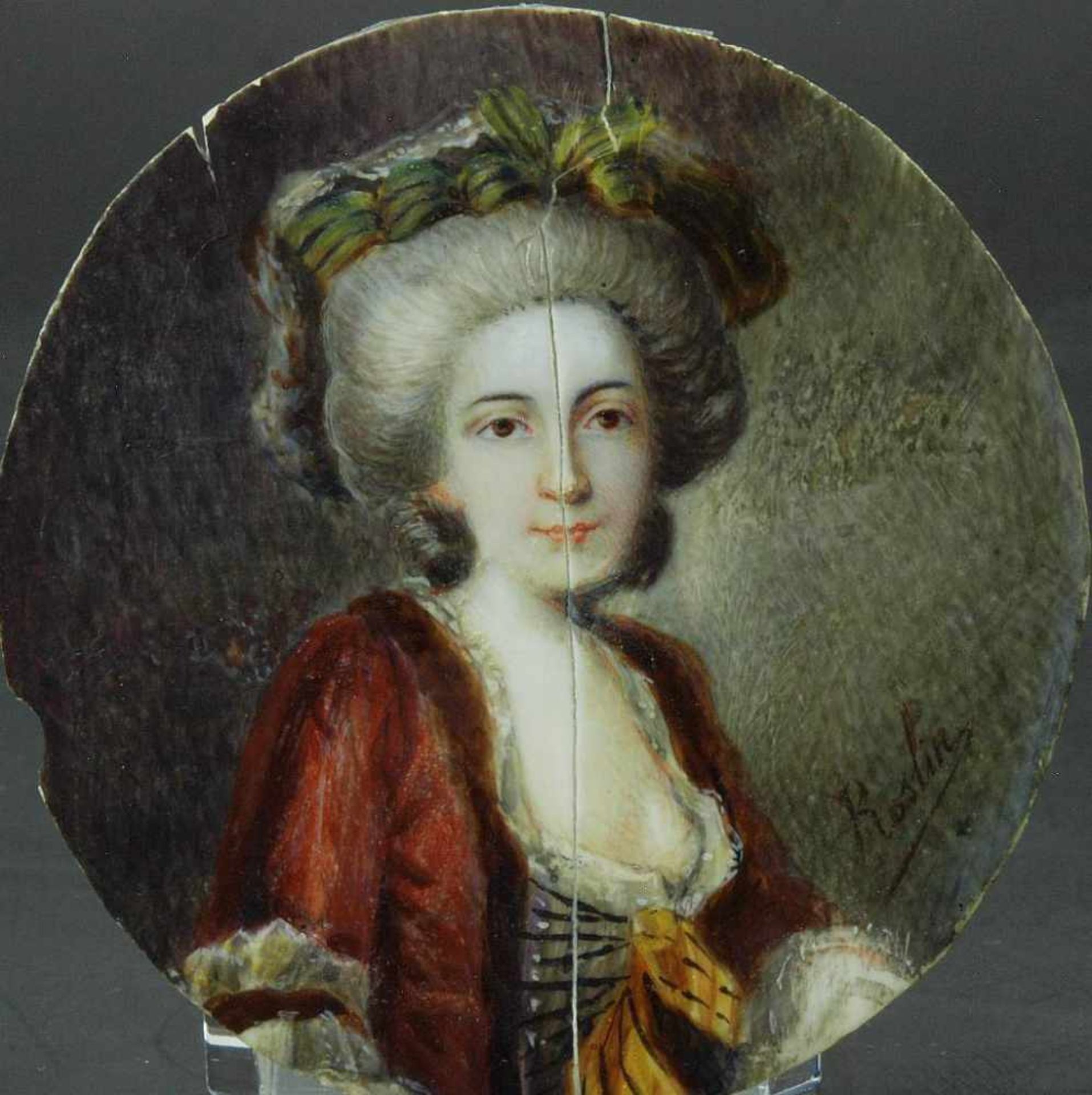 Miniaturbildnis einer Dame. Miniaturbildnis einer Dame. 19. Jahrhundert. Öl auf Elfenbeinplatte, - Bild 4 aus 6