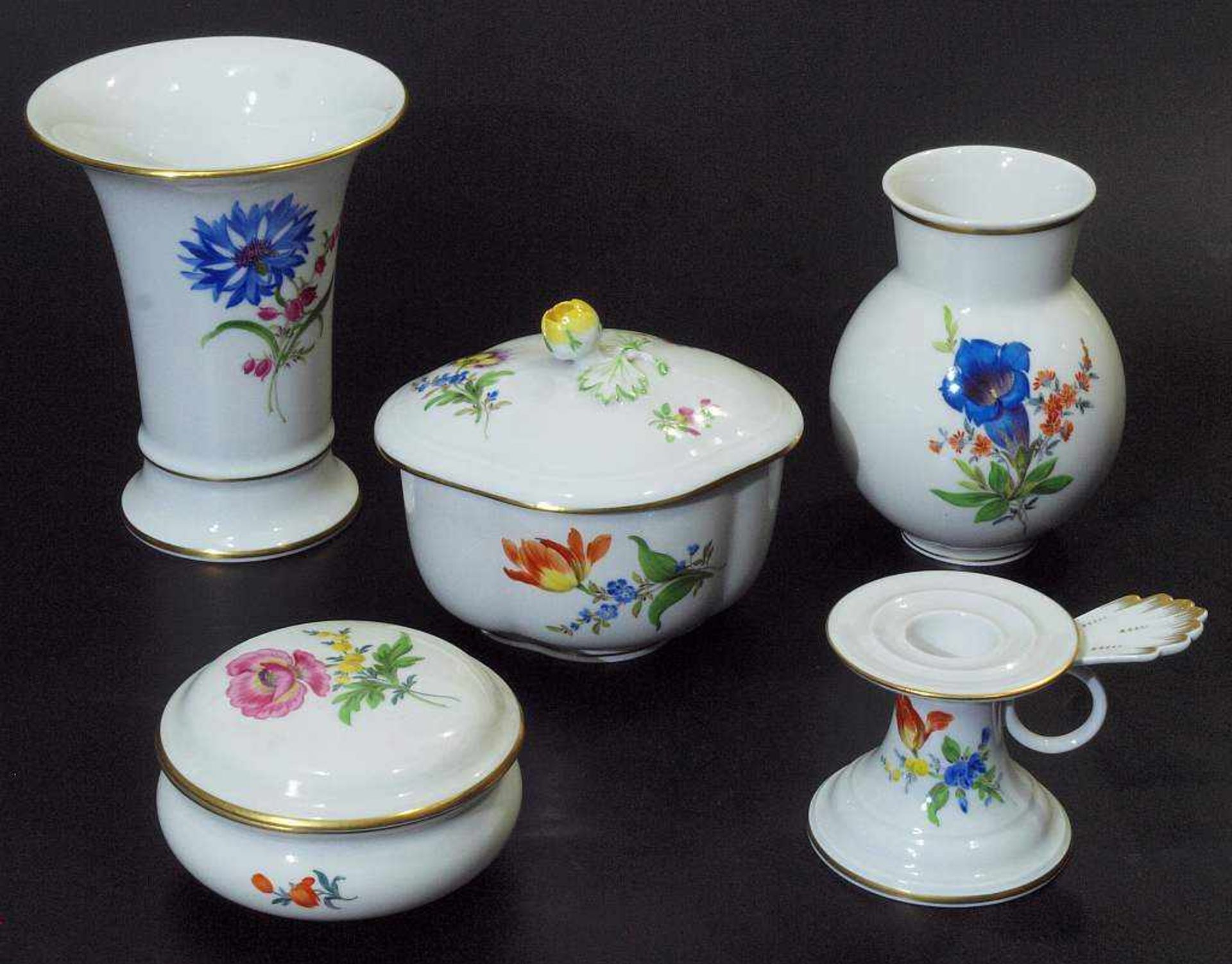 Umfangreiches Kaffeeservice. Umfangreiches Kaffeeservice. MEISSEN nach 1954, 1. Wahl. Farbige - Bild 5 aus 7