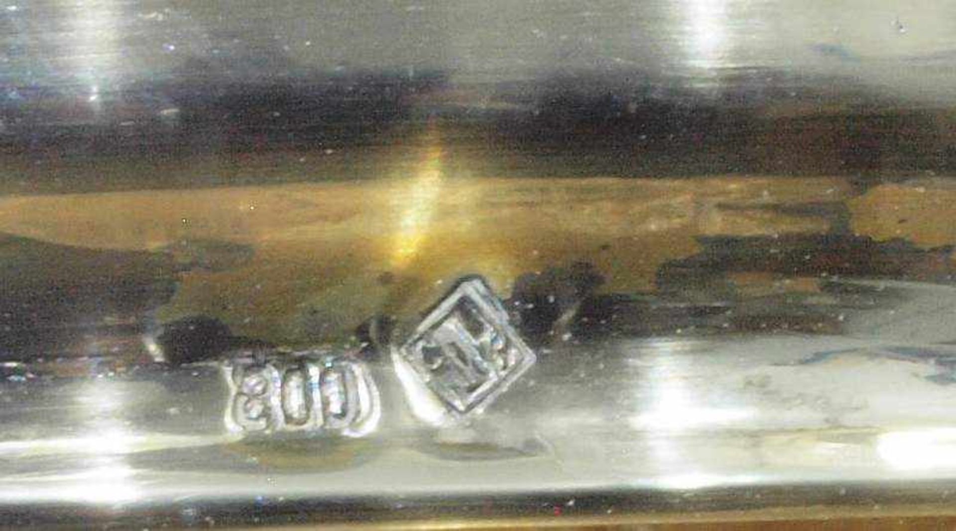 Zwei Deckeldosen. Zwei Deckeldosen. 20. Jahrhundert. 1) Deckeldose in Fruchtform, Deutsch, 925er - Bild 4 aus 5