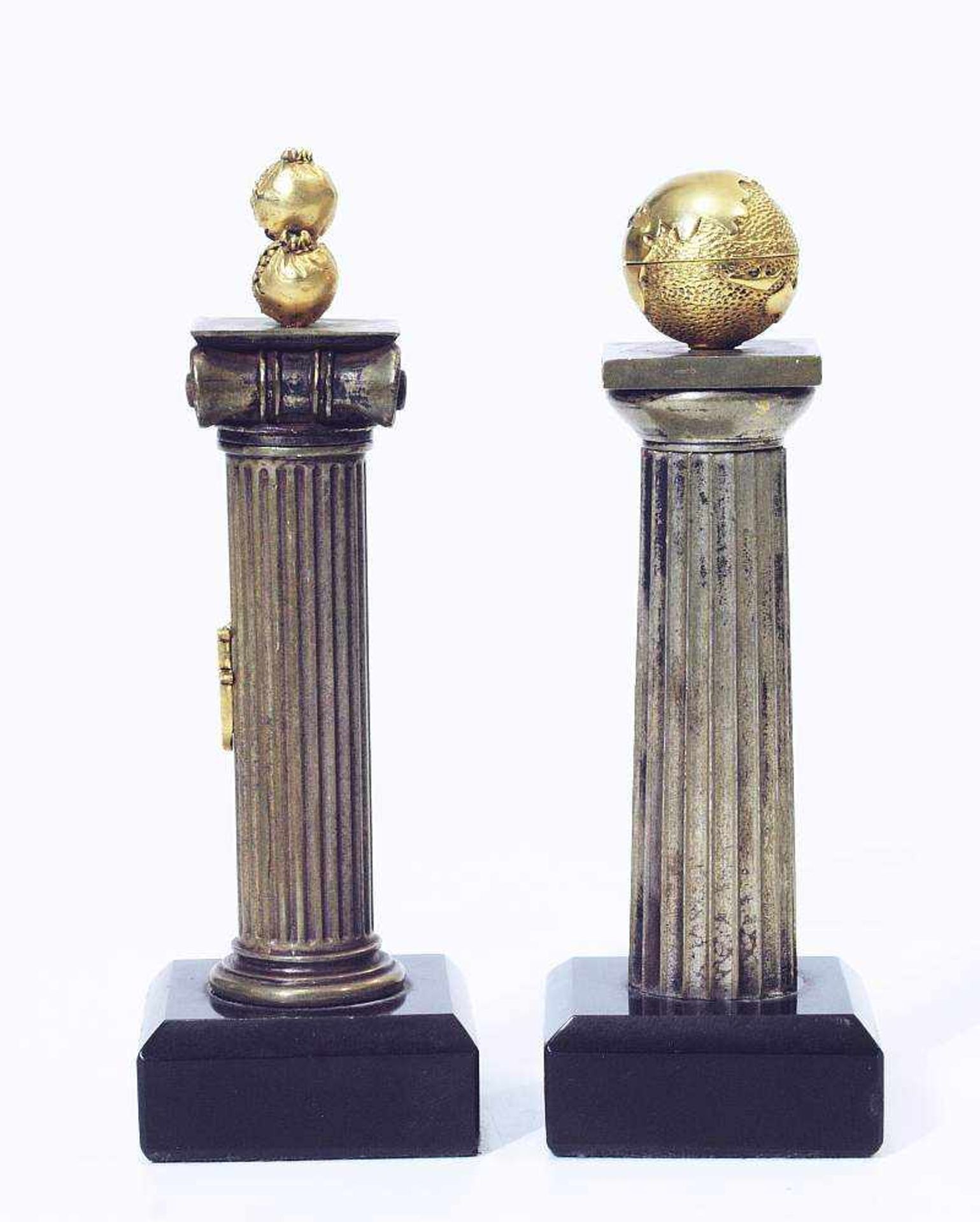 Säulenpaar "Jachin und Boas". Säulenpaar "Jachin und Boas". 20. Jahrhundert. Silber punziert 800 ( - Bild 4 aus 7