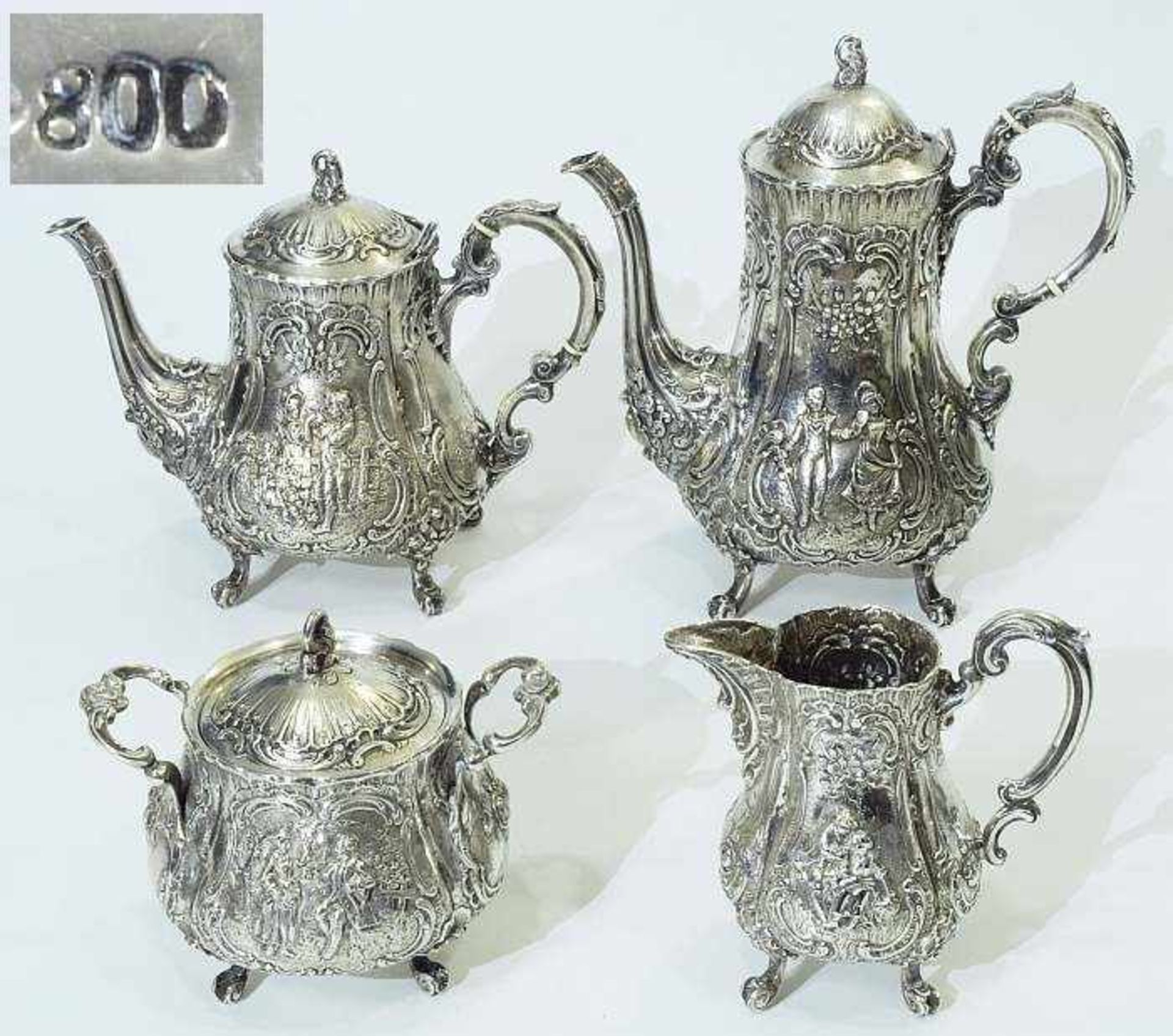 Kaffee- und Teeservice. Kaffee- und Teeservice. Deutschland, 19./20. Jahrhundert. 800er Silber. Vier