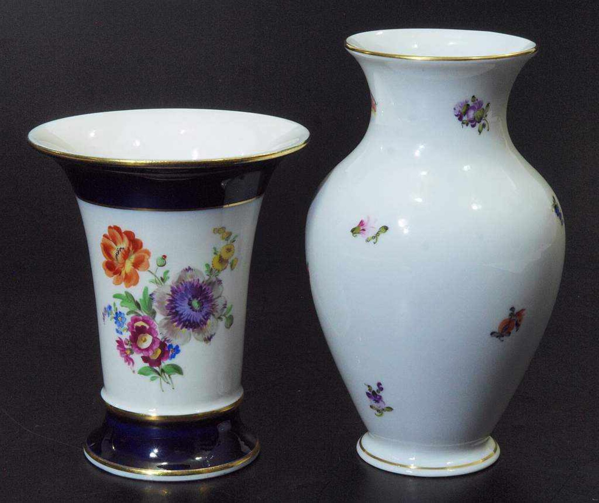 Zwei Vasen MEISSEN und HEREND. Zwei Vasen MEISSEN und HEREND. 1) Vase. MEISSEN nach 1954, 1. Wahl. - Bild 3 aus 5