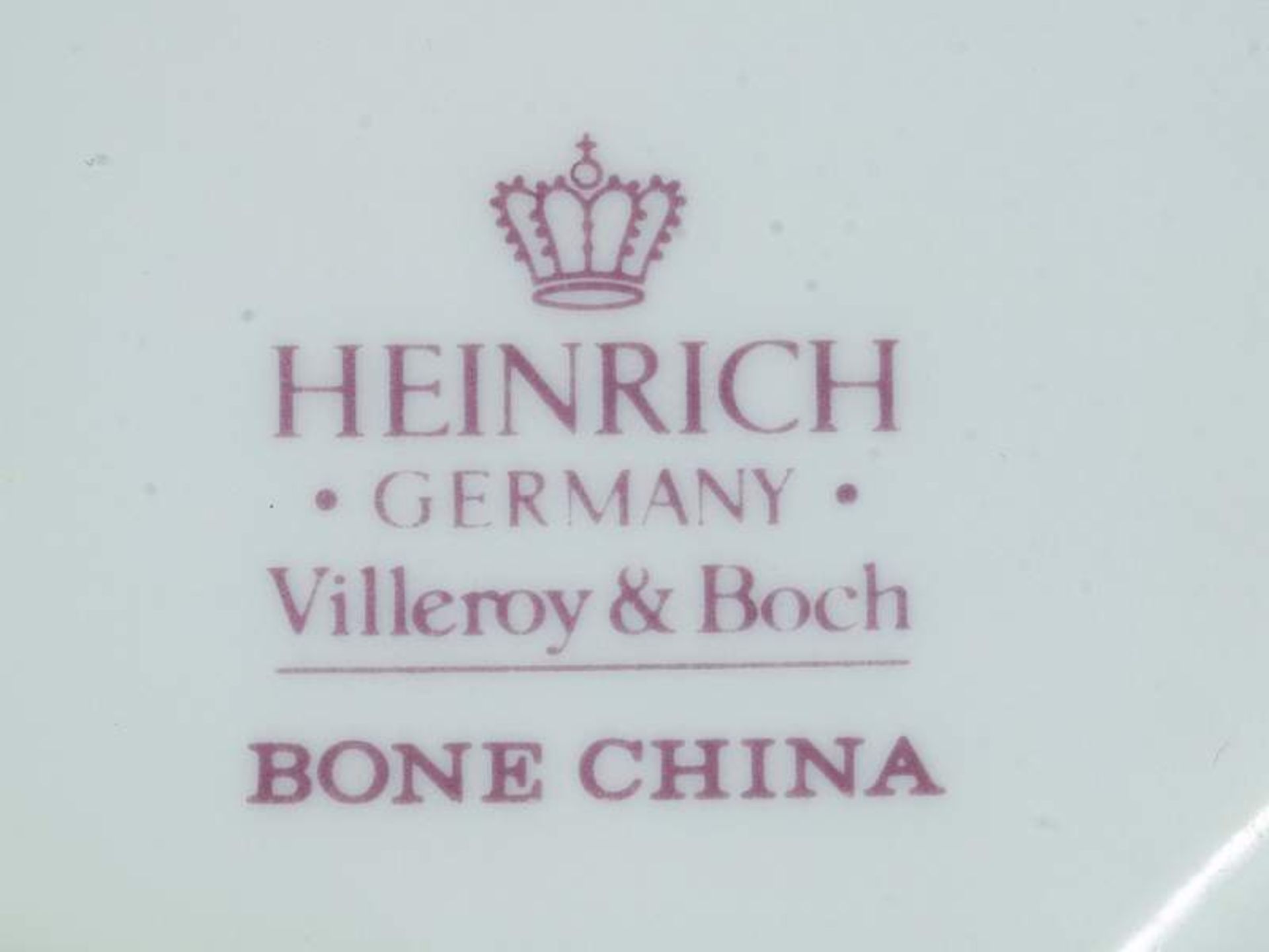 Muschelschale. Vase. Muschelschale. Vase. VILLEROY & BOCH Heinrich Bone China, 20. Jahrhundert. - Bild 4 aus 4