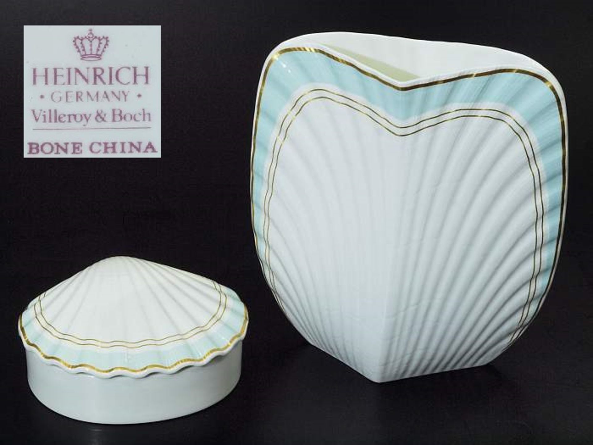 Muschelschale. Vase. Muschelschale. Vase. VILLEROY & BOCH Heinrich Bone China, 20. Jahrhundert.