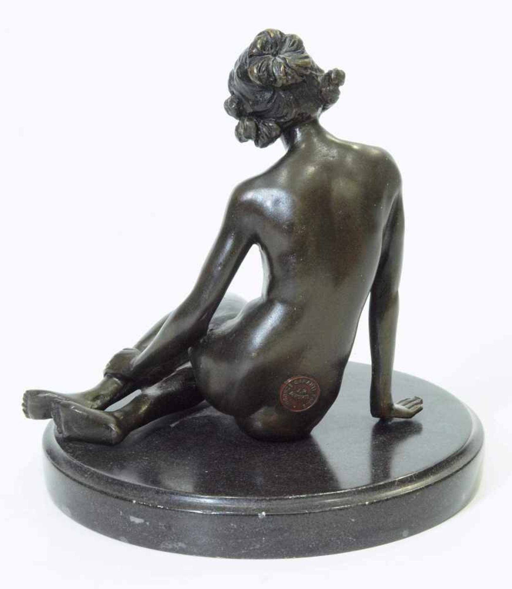 Sinnlicher Akt einer jungen Frau. Sinnlicher Akt einer jungen Frau, 20. Jahrhundert. Bronze, - Image 4 of 7