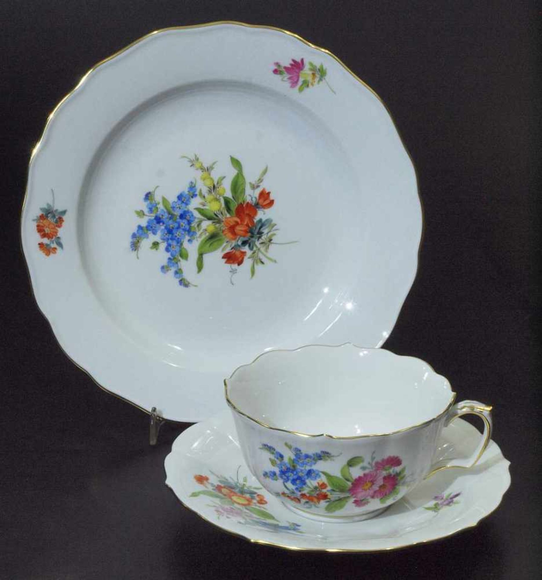 Teeservice für 6 Personen. MEISSEN. Teeservice für 6 Personen. MEISSEN, 1. Wahl, Marke 1934 - heute. - Bild 5 aus 6