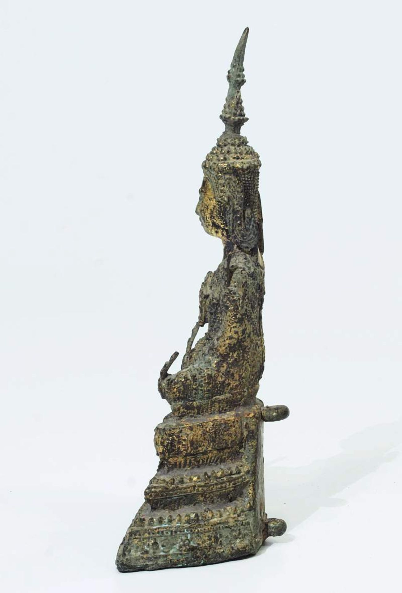 Sitzender Buddha. Sitzender Buddha. Thailand Rattanakosin, 19. Jahrhundert. Bronze, Reste einer - Image 3 of 6