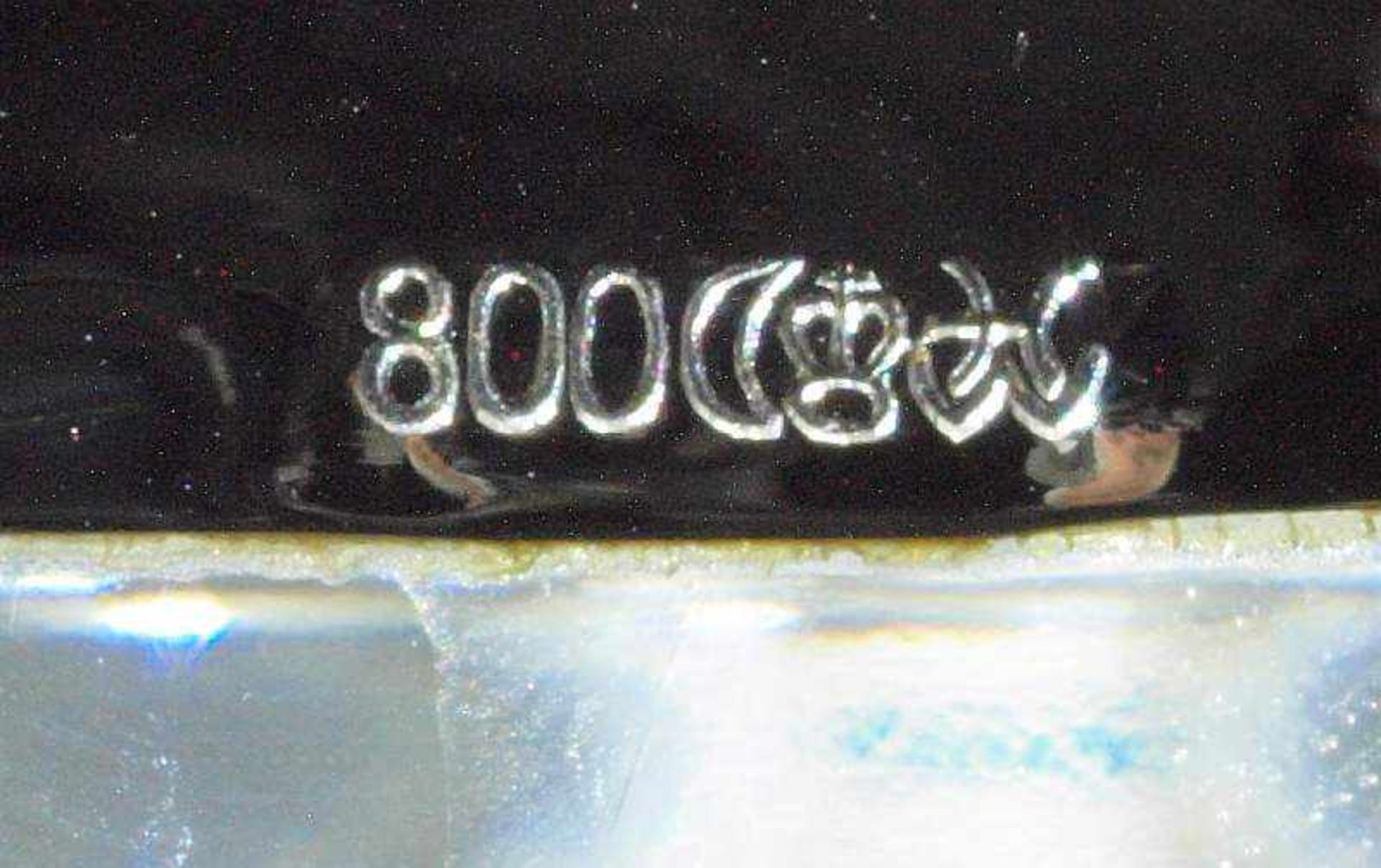 Kristallglas-Schale mit Silberrand. Kristallglas-Schale. Runder tiefgemuldeter Korpus, Rand 800er - Image 4 of 5