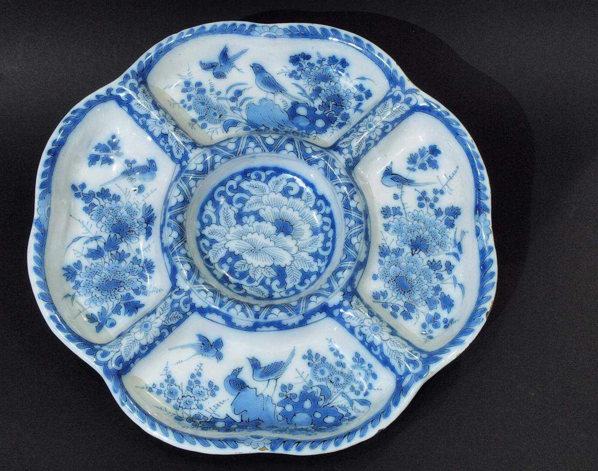 Gewürzschale in blauweiß im Kangxi-Stil. Gewürzschale in blauweiß im Stil der Kangxi-Periode (1662 - - Bild 2 aus 6