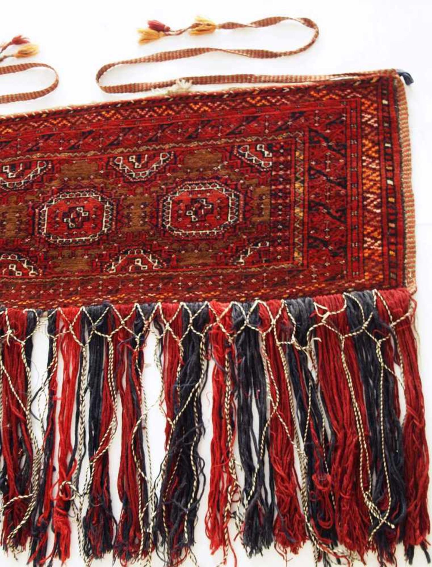 Orientalische Satteldecke. Orientalische Satteldecke. Wohl Jamoud / Turkmenistan. Wolle auf Wolle, - Bild 4 aus 4