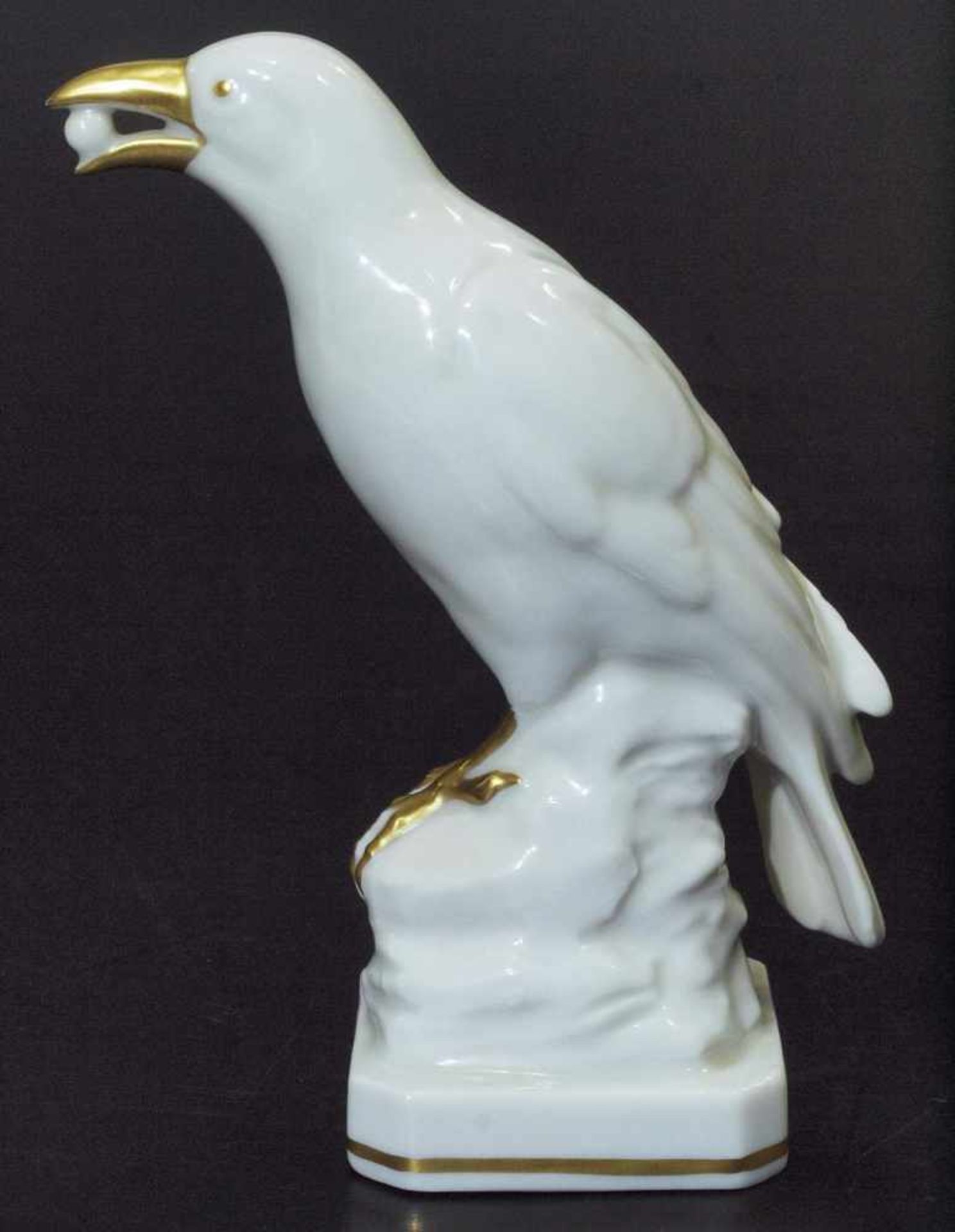 Tierfigur "Vogel".Tierfigur "Vogel". ENS/Rudolstadt, Thüringen, 20. Jahrhundert. Weißporzellan, - Bild 2 aus 5