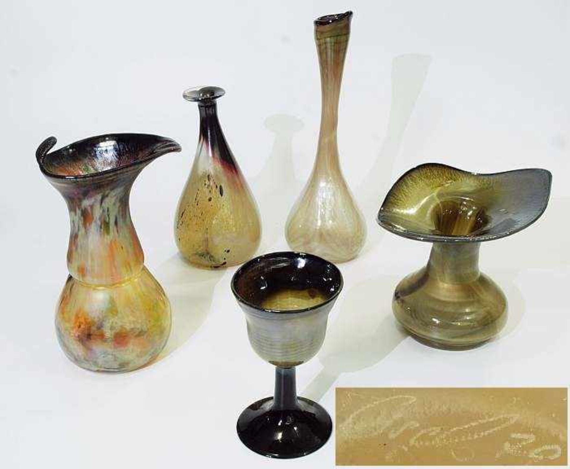 Konvolut: vier Vasen, ein Kelchglas. Glashütte EISCH. Konvolut: vier Vasen, ein Kelchglas. Glashütte