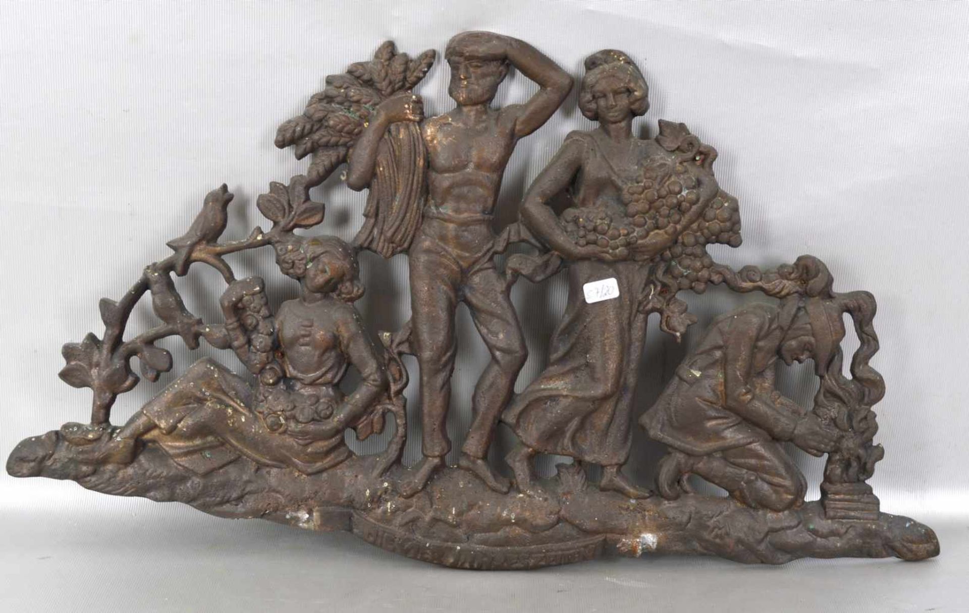 Die vier Jahreszeiten Bronze, patiniert, 28 x 51 cm