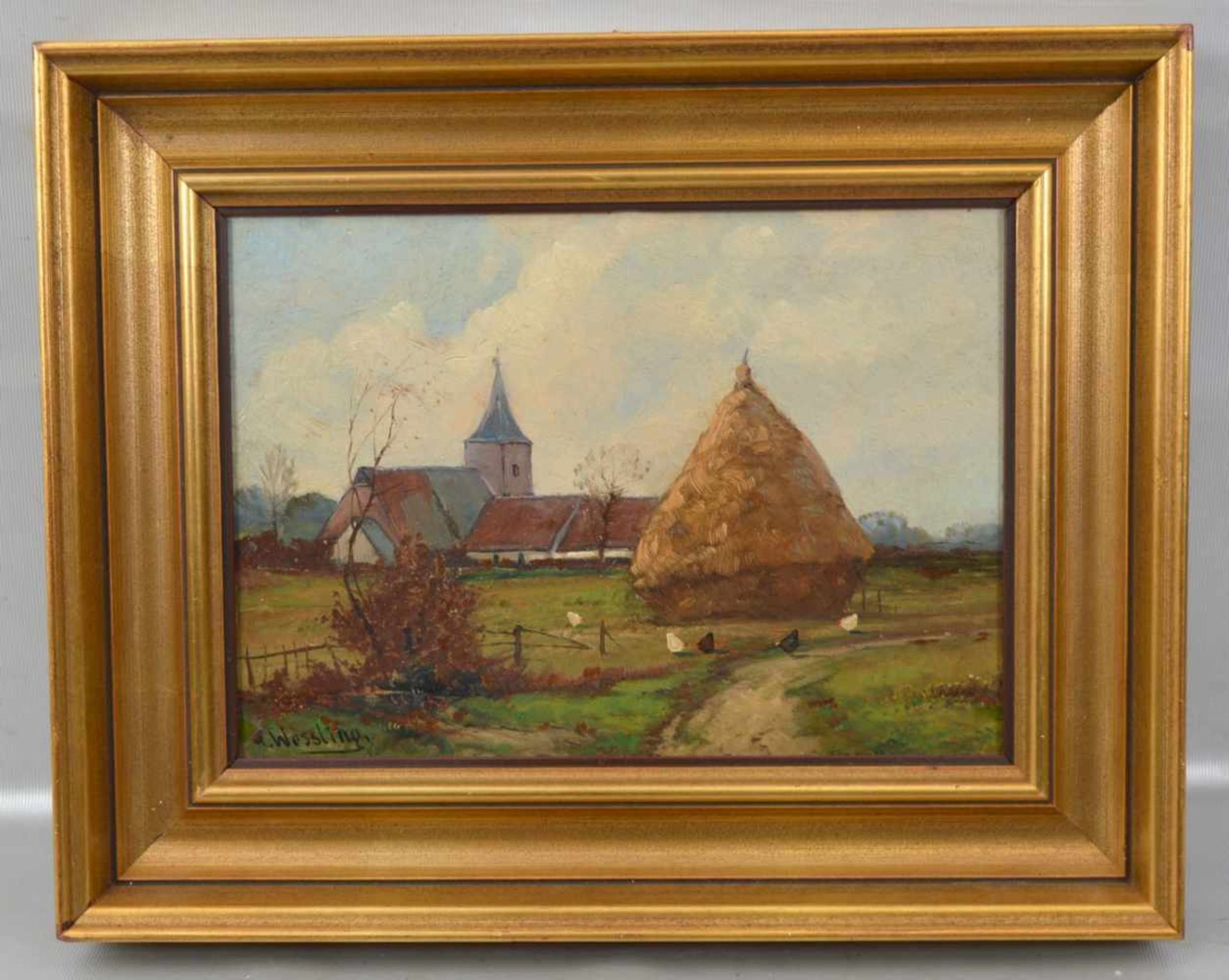 R. Wessling um 1900, Dorfansicht mit Kirche, im Vordergrund Heuhaufen und Hühner, Öl/Malpappe, u.l.