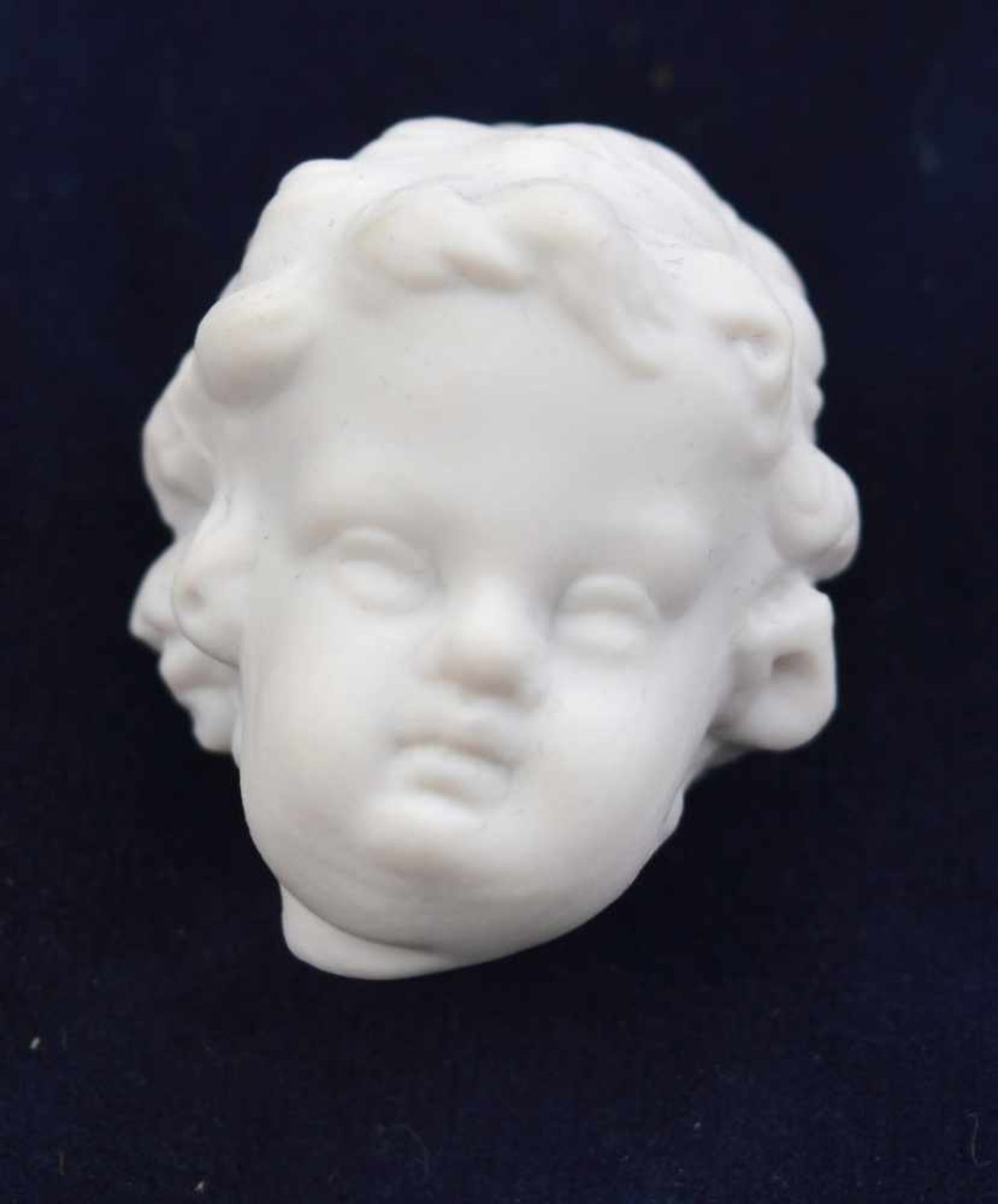 Puttokopf weiß glasiert, H 3 cm, FM Meissen