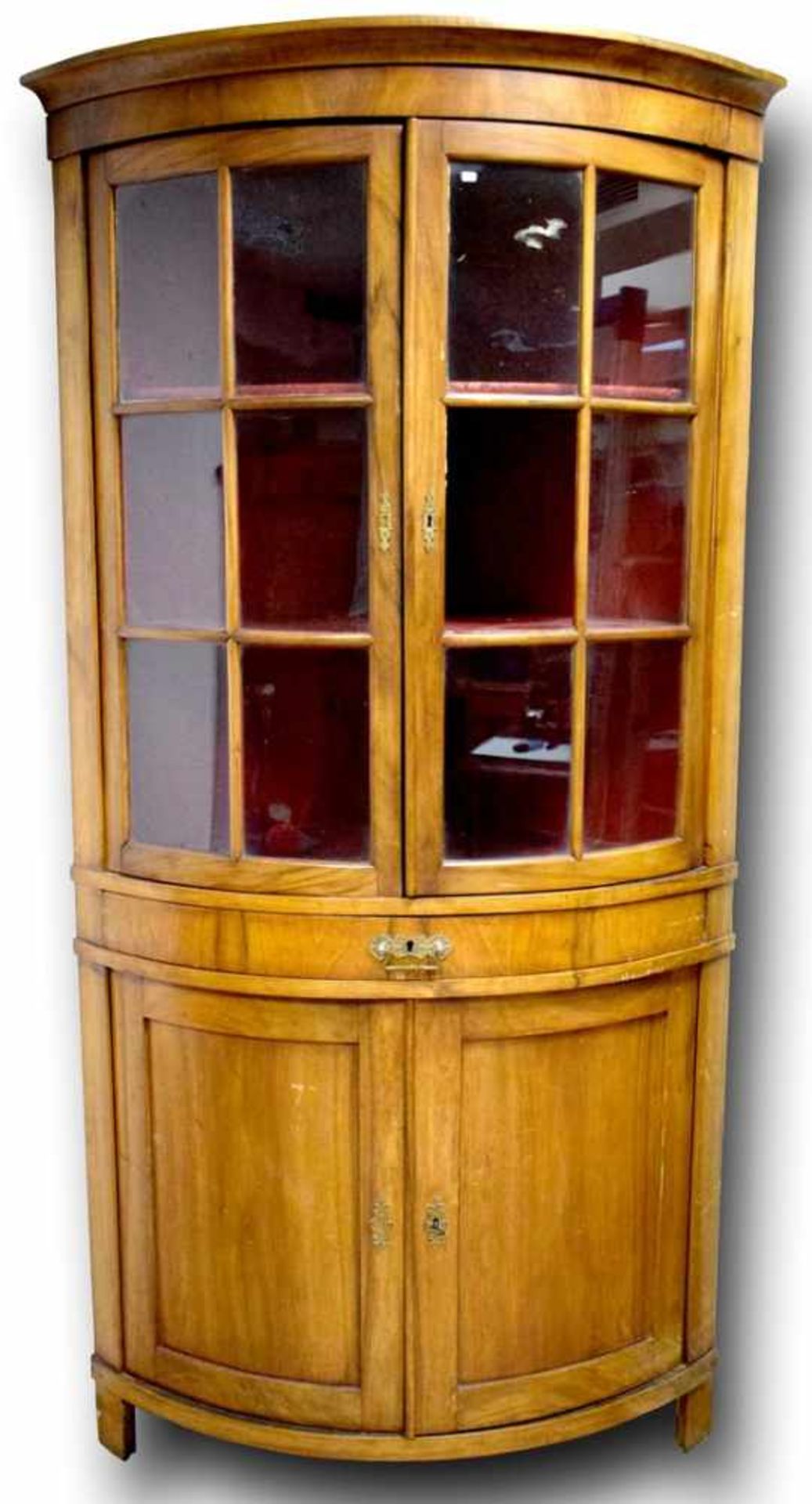 Biedermeier-Eckschrank kantiger Füße, gerundete Front, Unterteil zwei Türen mit je einer