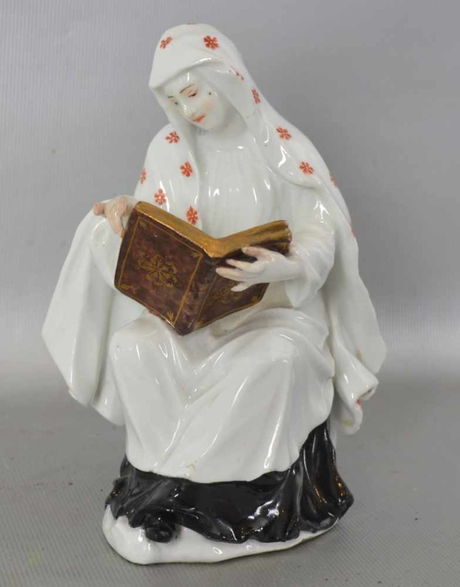 Sitzende Madonna auf Sockel sitzende Madonna, mit Buch, beschriftet und bemalt, H 14 cm, wohl FM