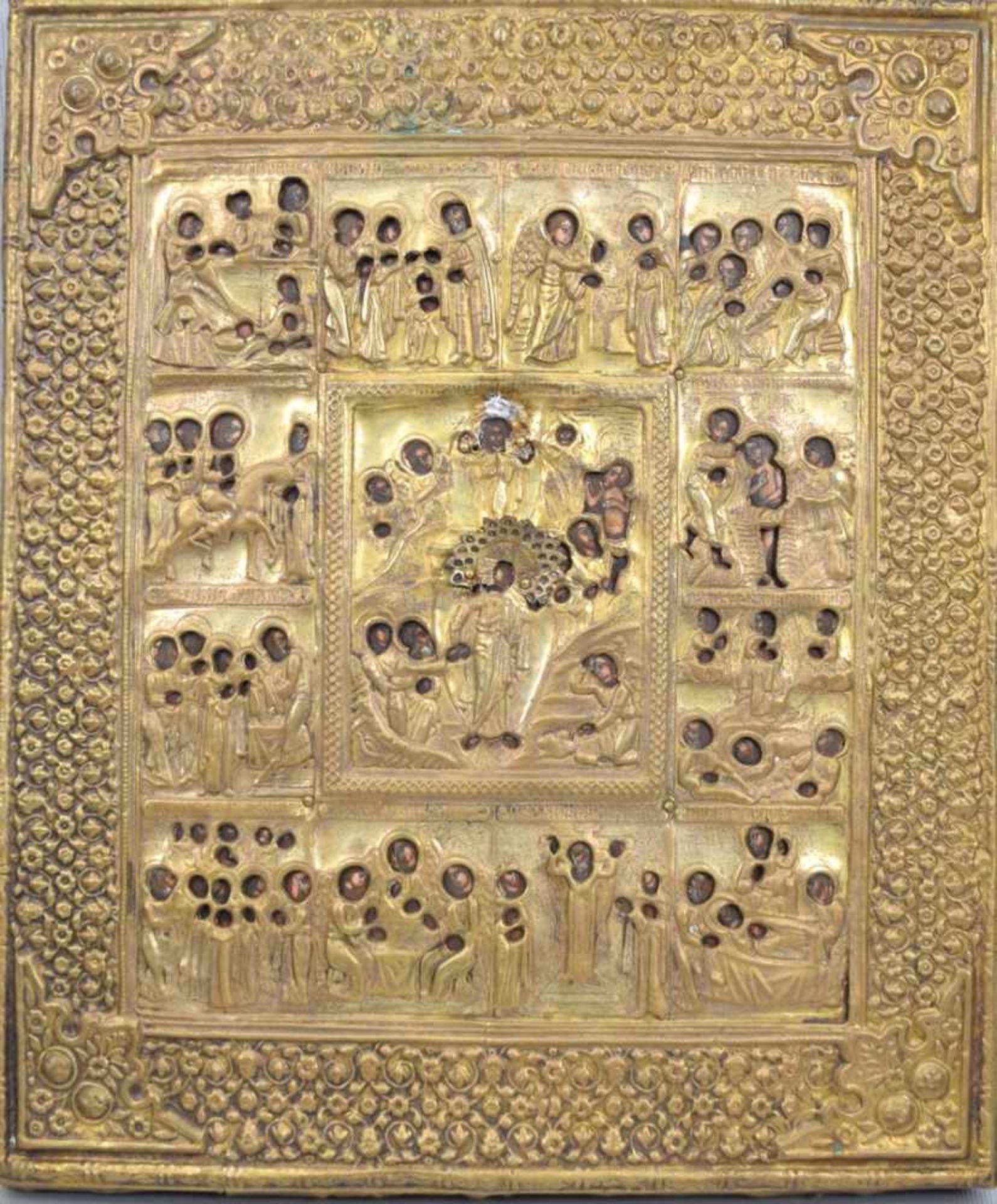 IkoneHartholz, mit 13 Darstellungen, Messingoklad, rückseitig mit kyrillischen Schriftzeichen, 26