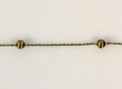 Halskette 8ct GG; feingliedrig mit Kugeldekor; L: 78 cm; 7,4g