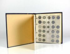 Münzsammlung 205 Münzen; Frankreich und England; in Album; 19. und 20.Jh.