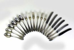 Speisebesteck Deutsch, WMF Silber 800; bestehend aus: 6 Messer, 6 Gabeln und 6 Suppenlöffel;