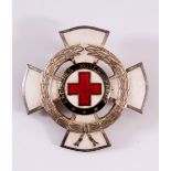 Abzeichen, Badischer Landesverein, Rotes Kreuz, 25 JahreBronze versilbert, Emaille, ca. H- 4,7 cm