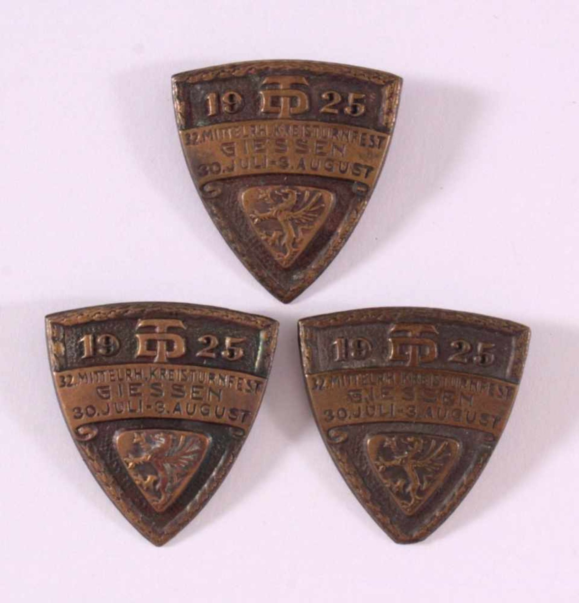 3 Abzeichen Mittelrheinisches Kreisturnfest Giessen 1925ca. D- 3,1 cm