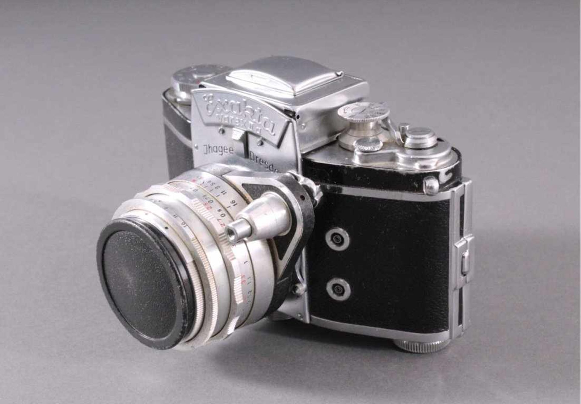 Spiegelreflex-Kamera Exakta Varex IIa. 24x36mm. 1958Ihagee Kamerawerk Dresden, Fabrik-Nummer - Bild 3 aus 4