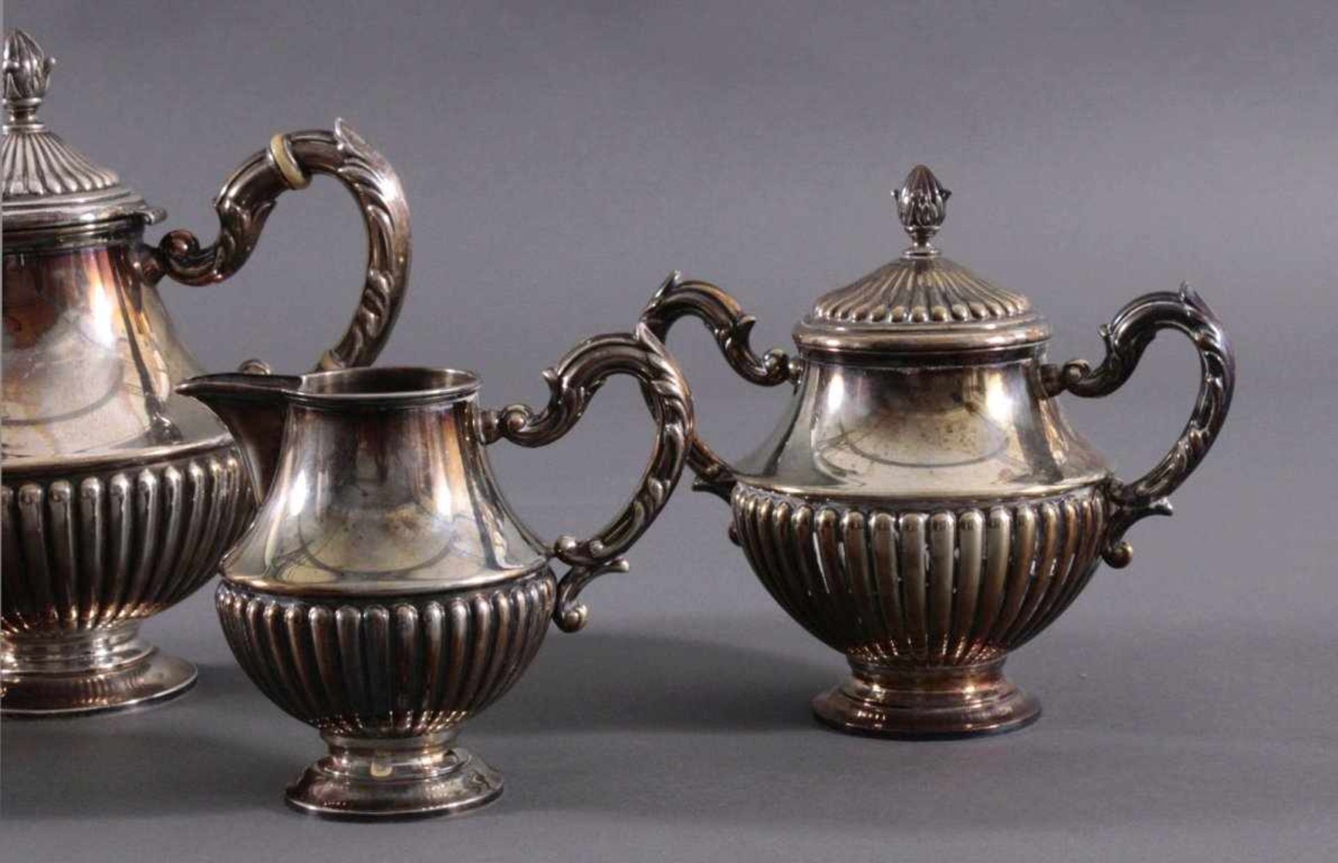 Tee-und Kaffee-Kern, Silber, spanische Punze4-teilig, bestehend aus Teekanne, Kaffeekanne Milch- - Image 2 of 5