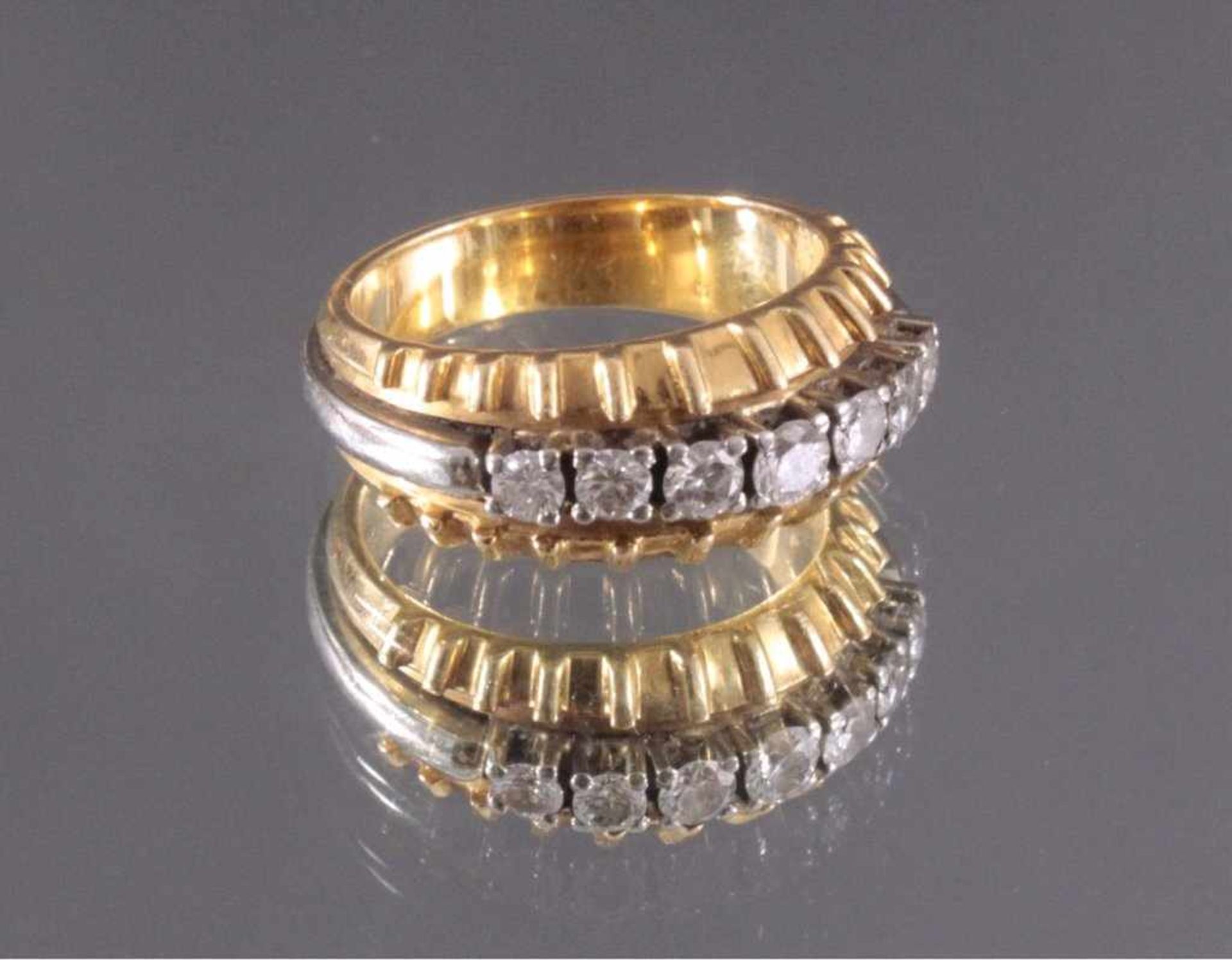 Damenring mit 7 Diamanten 750/000 GGRG 55, 7 Diamanten von ca. 2x 0,05 karat, 4x 0,07 karat,und 1x - Bild 2 aus 4