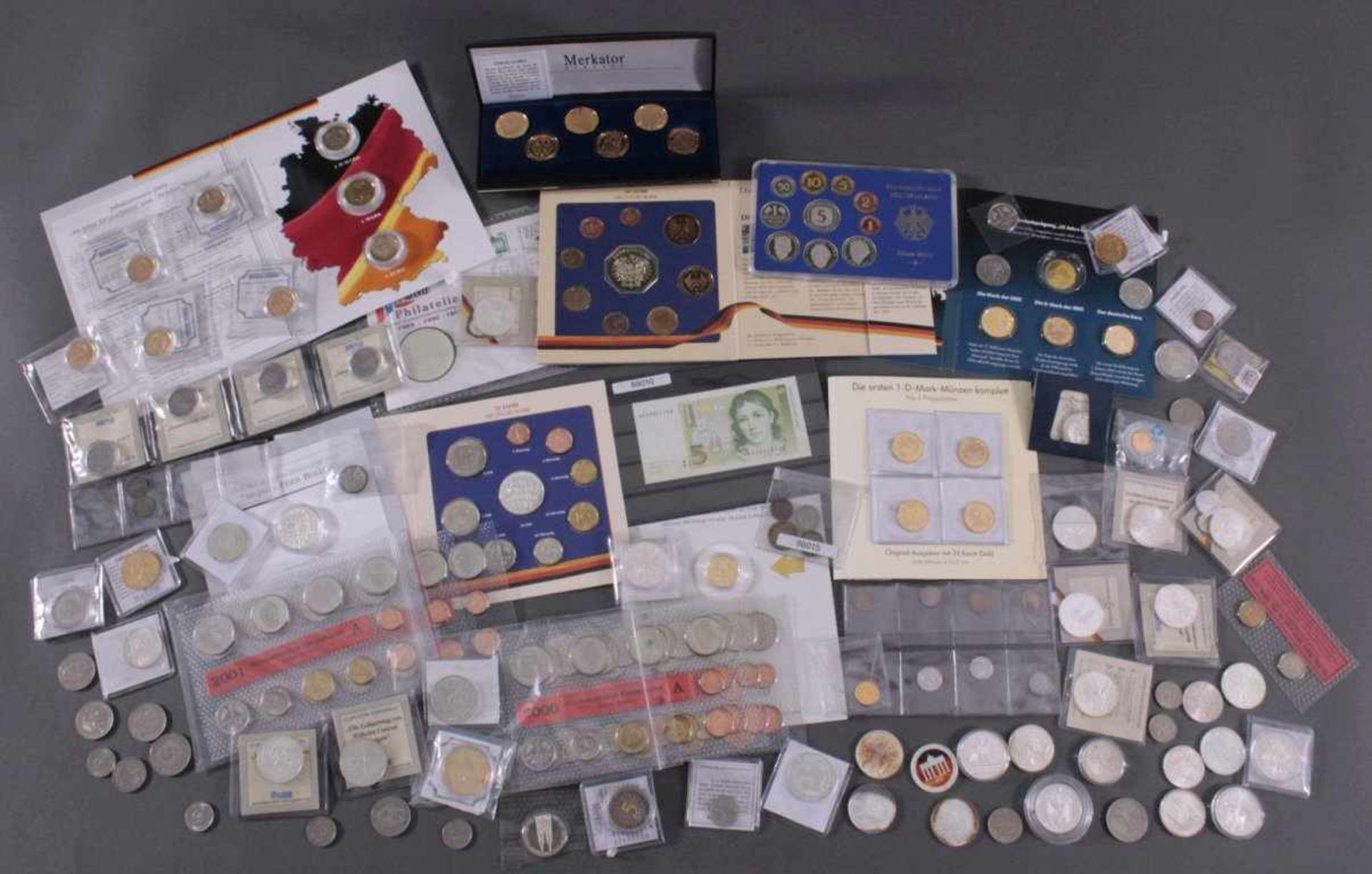 Münzsammlung BRD mit über 500 DMÜber 20 10-DM Silbermünzen, 5 Mark Münzen, Kursmünzensätze(unter