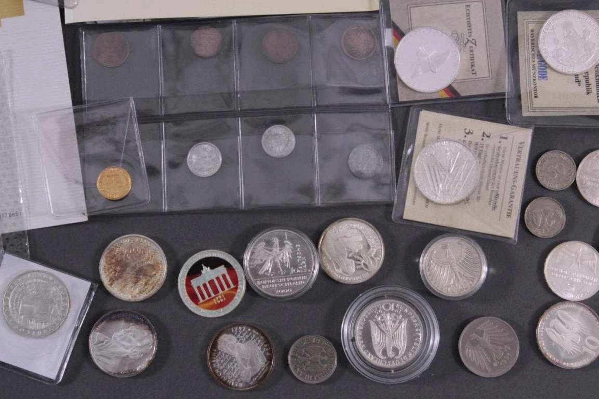 Münzsammlung BRD mit über 500 DMÜber 20 10-DM Silbermünzen, 5 Mark Münzen, Kursmünzensätze(unter - Image 4 of 5