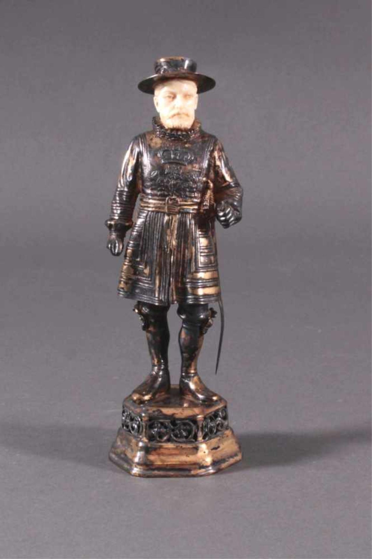 Historismus-Silber-Elfenbein-Figur925er Silber Hanau, Ludwig Neresheimer.Teilvergoldet/Elfenbein, um