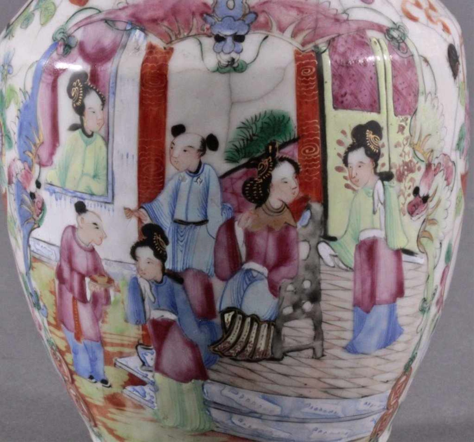 Chinesische Vase, 19. JahrhundertsQing-Dynastie (1644-1911). Porzellan Famille-Rose / Yangcai- - Image 9 of 12