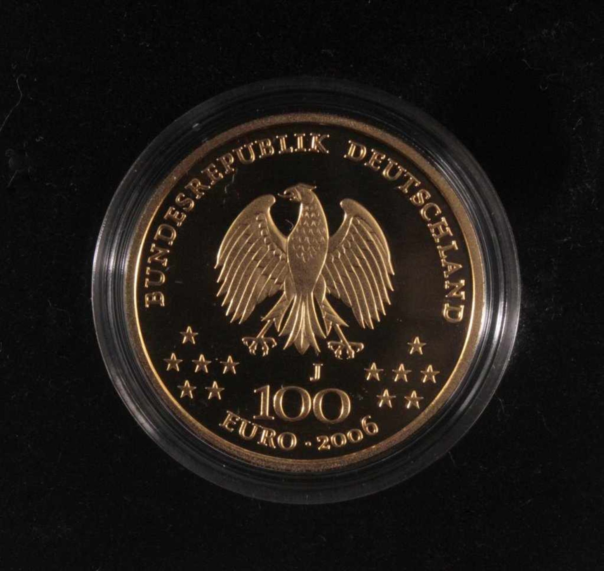 100 Euro Goldmünze 2006, Klassisches Weimar15,55 Gramm, 999er Gold, im Originaletui mit Zertifikat - Image 2 of 4