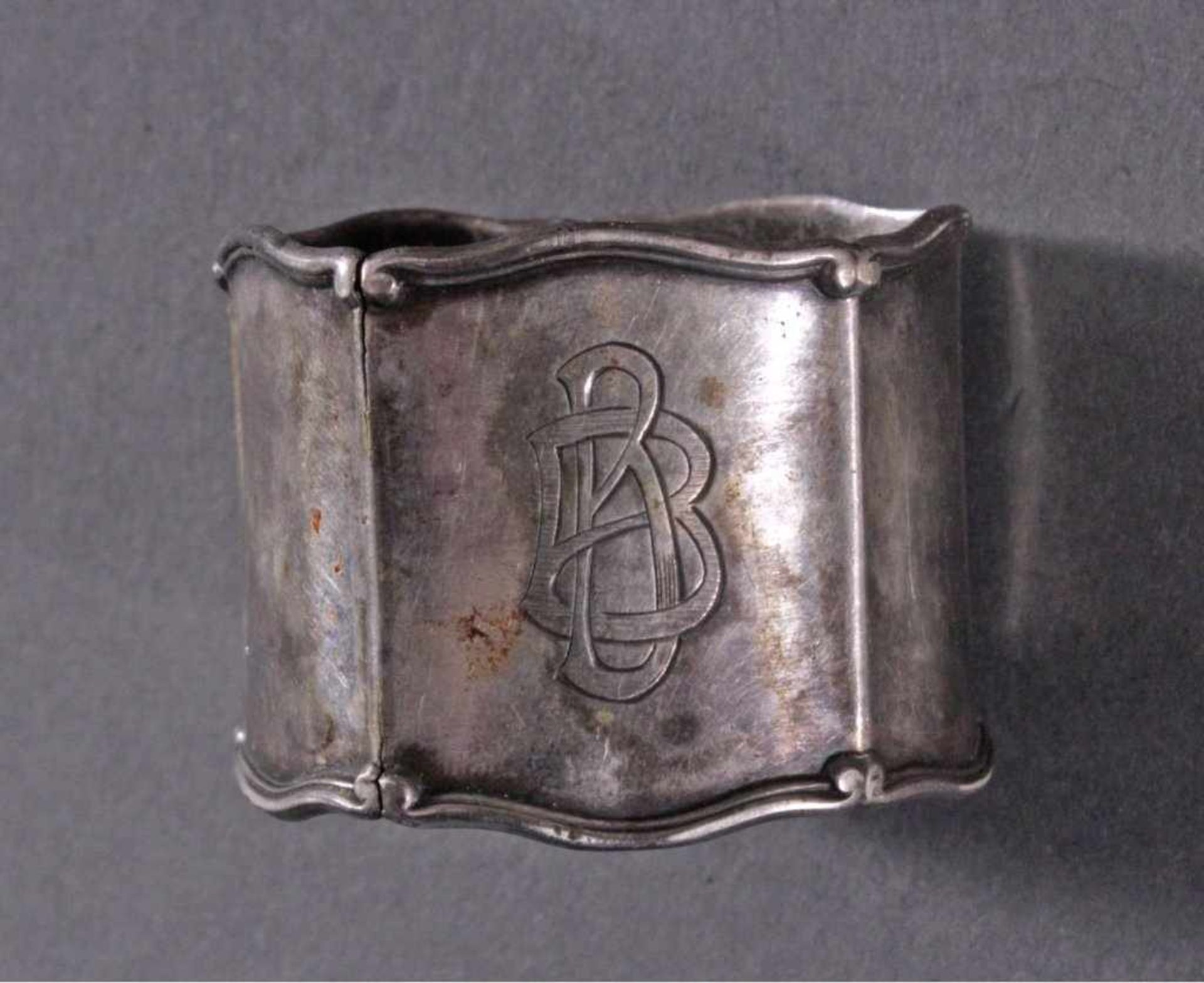 Konvolut silberne BesteckteileBestehend aus:Eine kleine Schöpfkelle punziert A1, H. Pearce & Sons, - Image 3 of 4