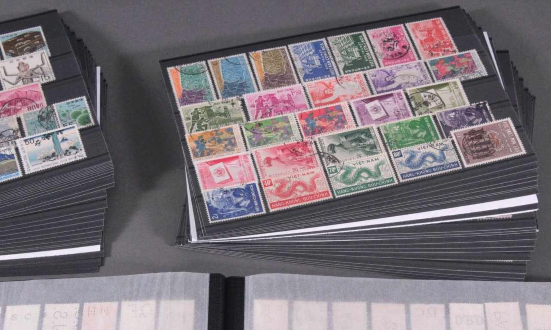 Kleiner BriefmarkennachlassÜber 200 Steckkarten mit Briefmarken aus unterschiedlichenLändern wie die - Bild 3 aus 5