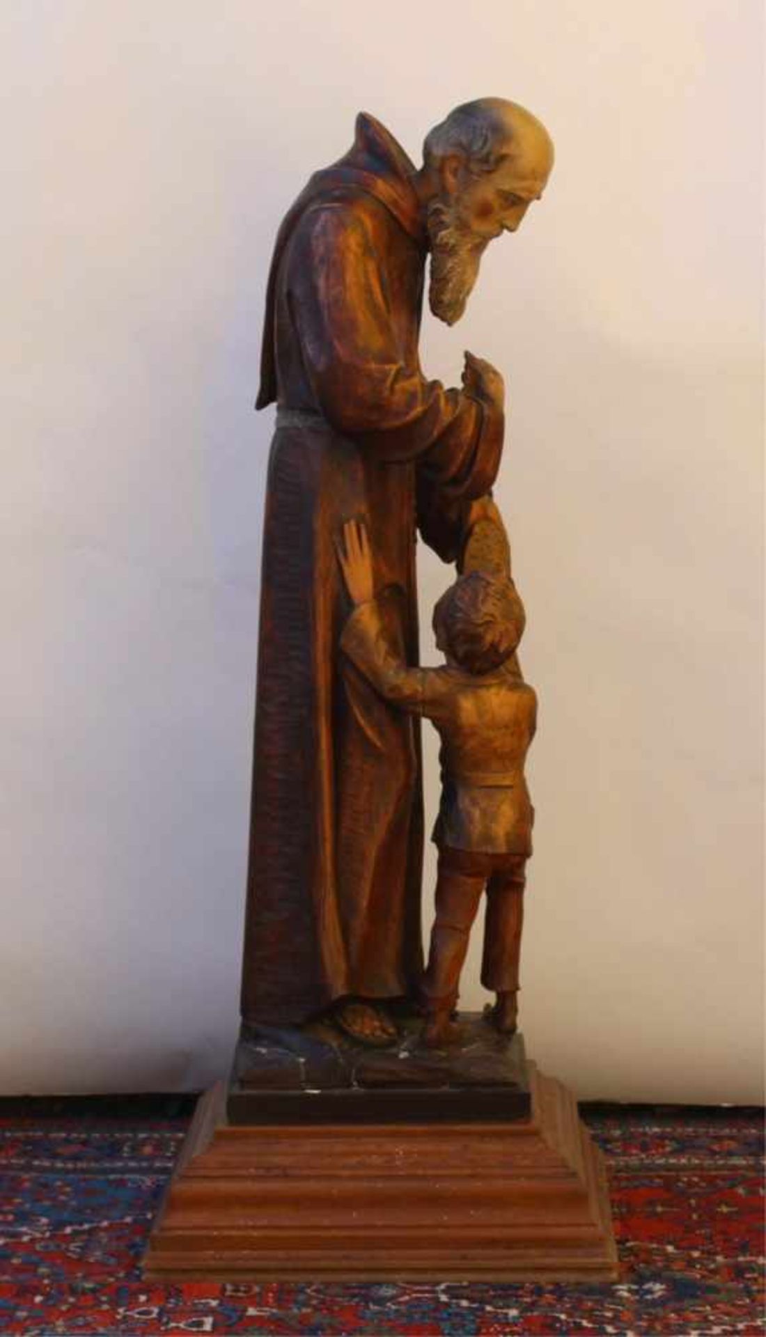 Skulptur, heiliger Bruder Konrad mit KindHolz geschnitzt und farbig gefasst, auf - Bild 3 aus 11