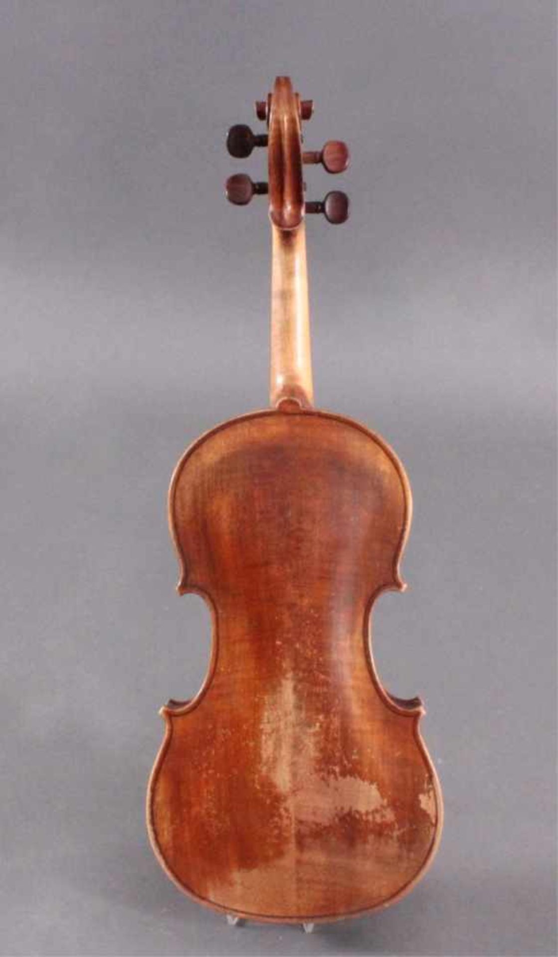 Geige / Violine mit Bogen und Geigenkasten um 1900Ca. Korpus Länge 36 cm. - Bild 6 aus 9