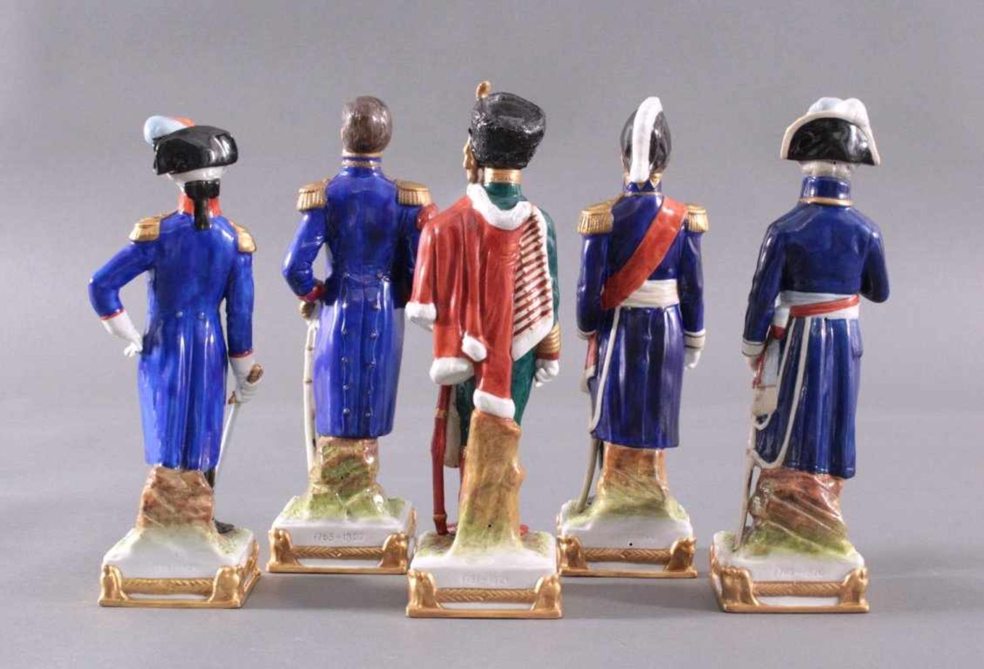 5 Porzellanfiguren, Die Generäle NapoleonsManufaktur Scheibe-Alsbach. Alle farbig bemalt und - Bild 3 aus 9