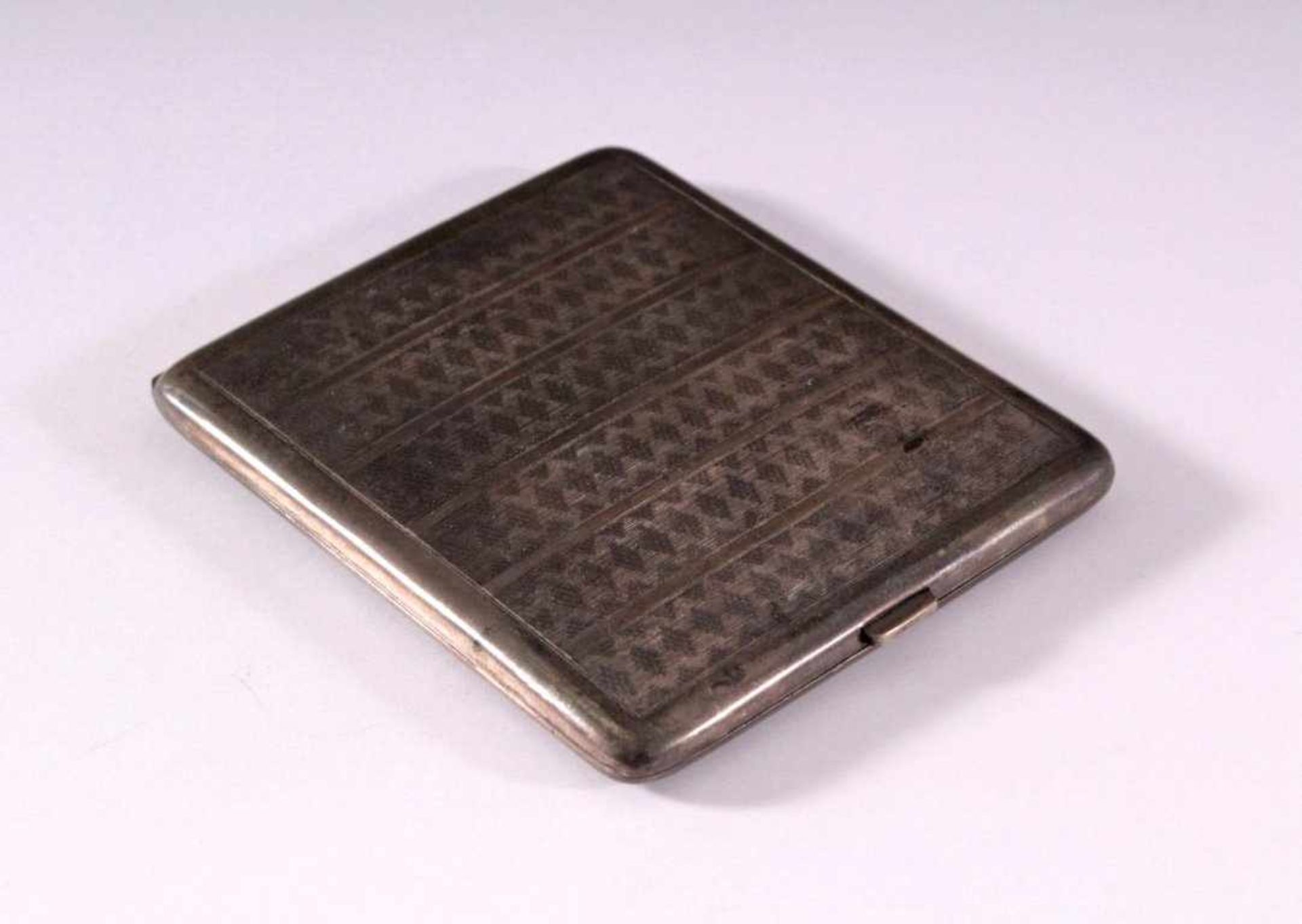 Zigarettenetui 800er SilberDeutsche Punze Sichel und Krone, ca. 1,1 x 10 x 8 cm, 108 g. - Bild 2 aus 3