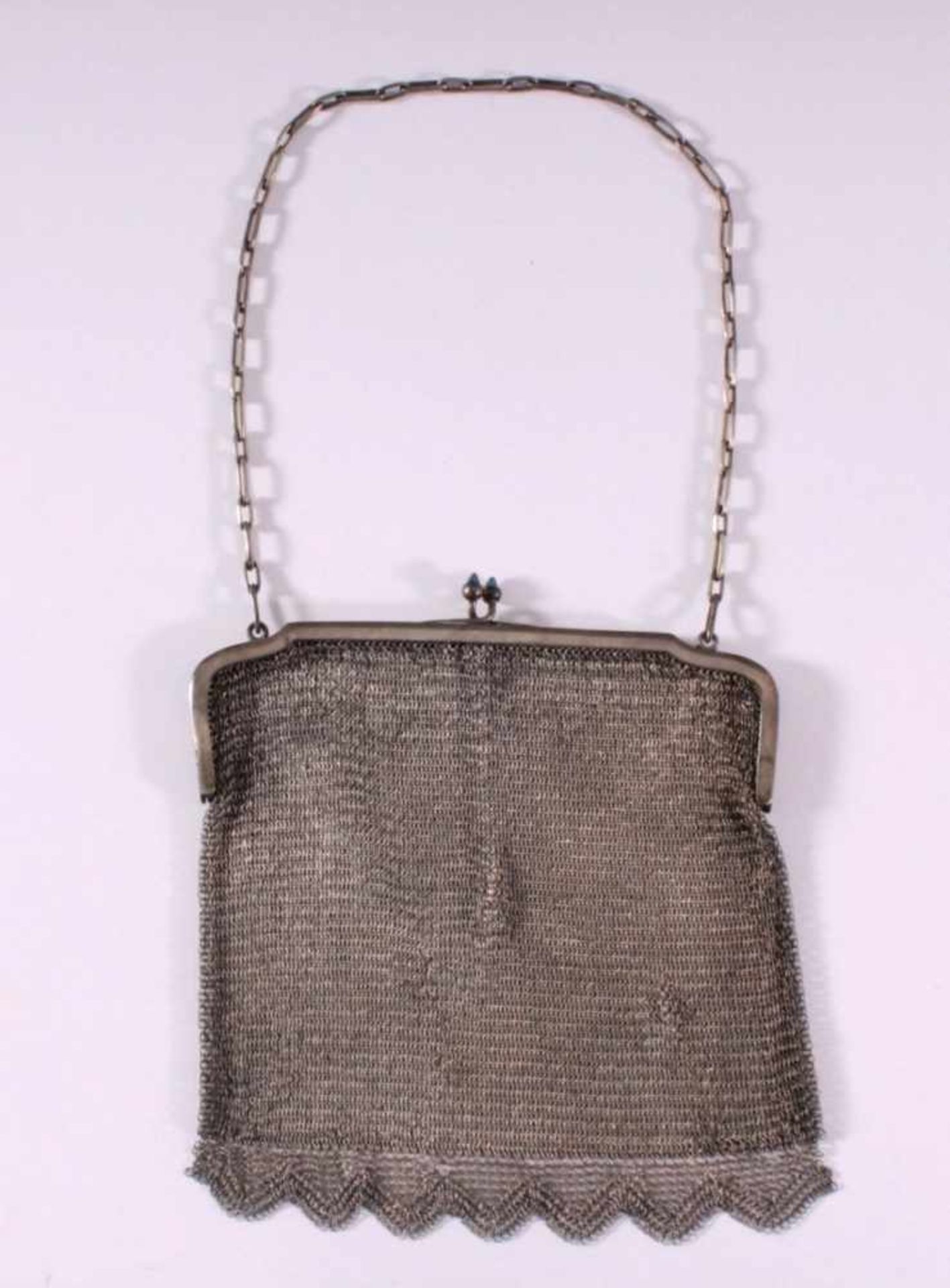 Ketten-Tasche 800er SilberClip in Form von Eichel mit blauen Stein, innen punziert800, ca. 18 x 18