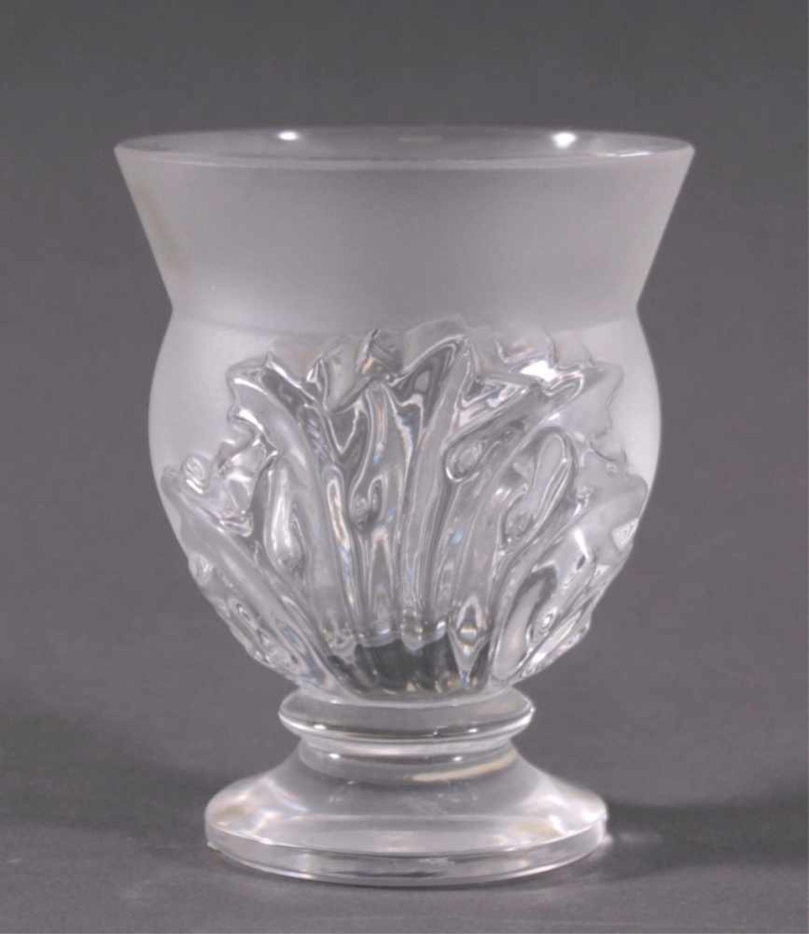Vase, "Saint Cloud" - Lalique Paris Cristal20. Jahrhundert, farbloses Kristallglas, patiell - Image 4 of 7