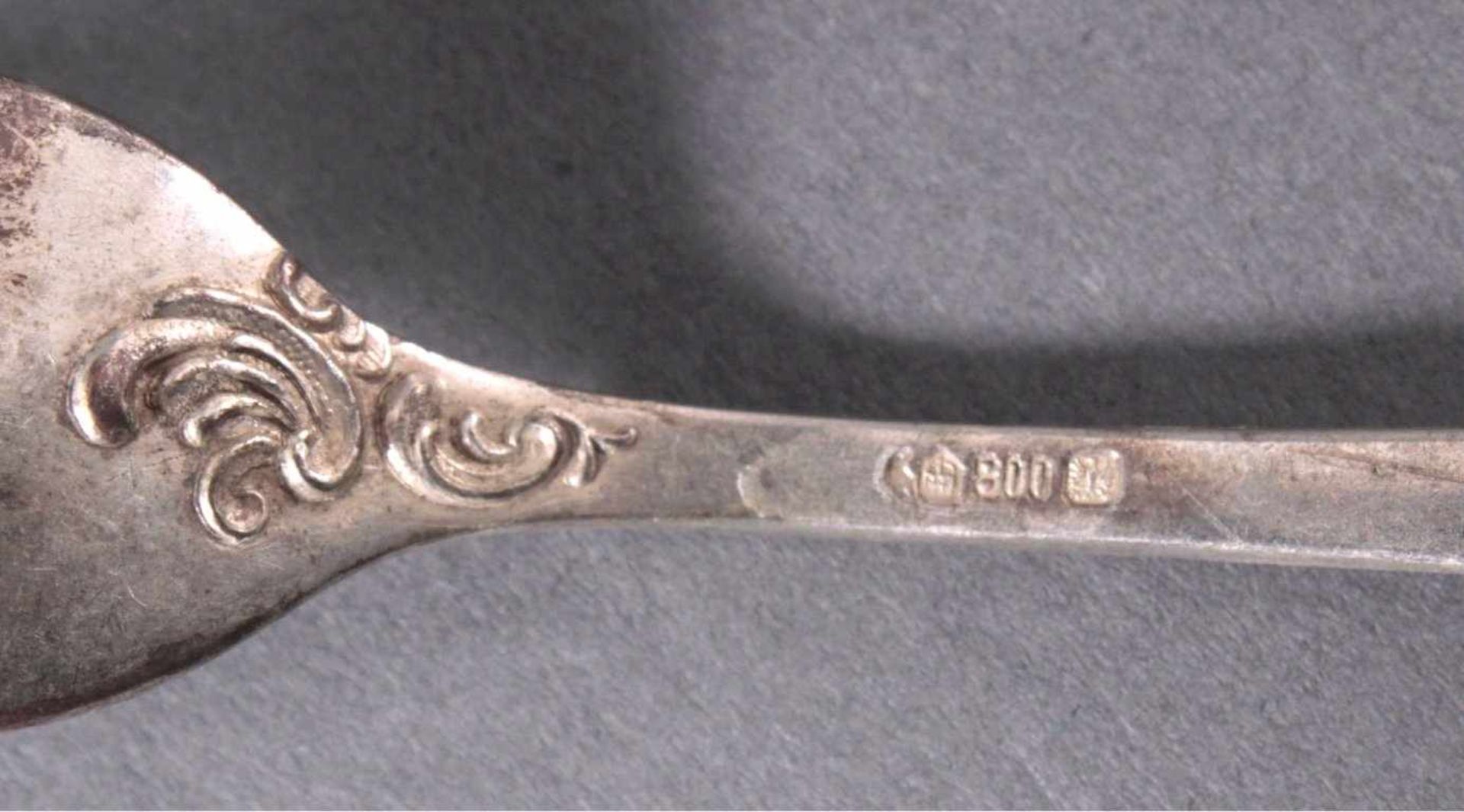 Antikes Silberbesteck. Bruckmann & Söhne800er Silber. Unvollständig, 11 Gabeln, 12 Messer, - Bild 3 aus 3