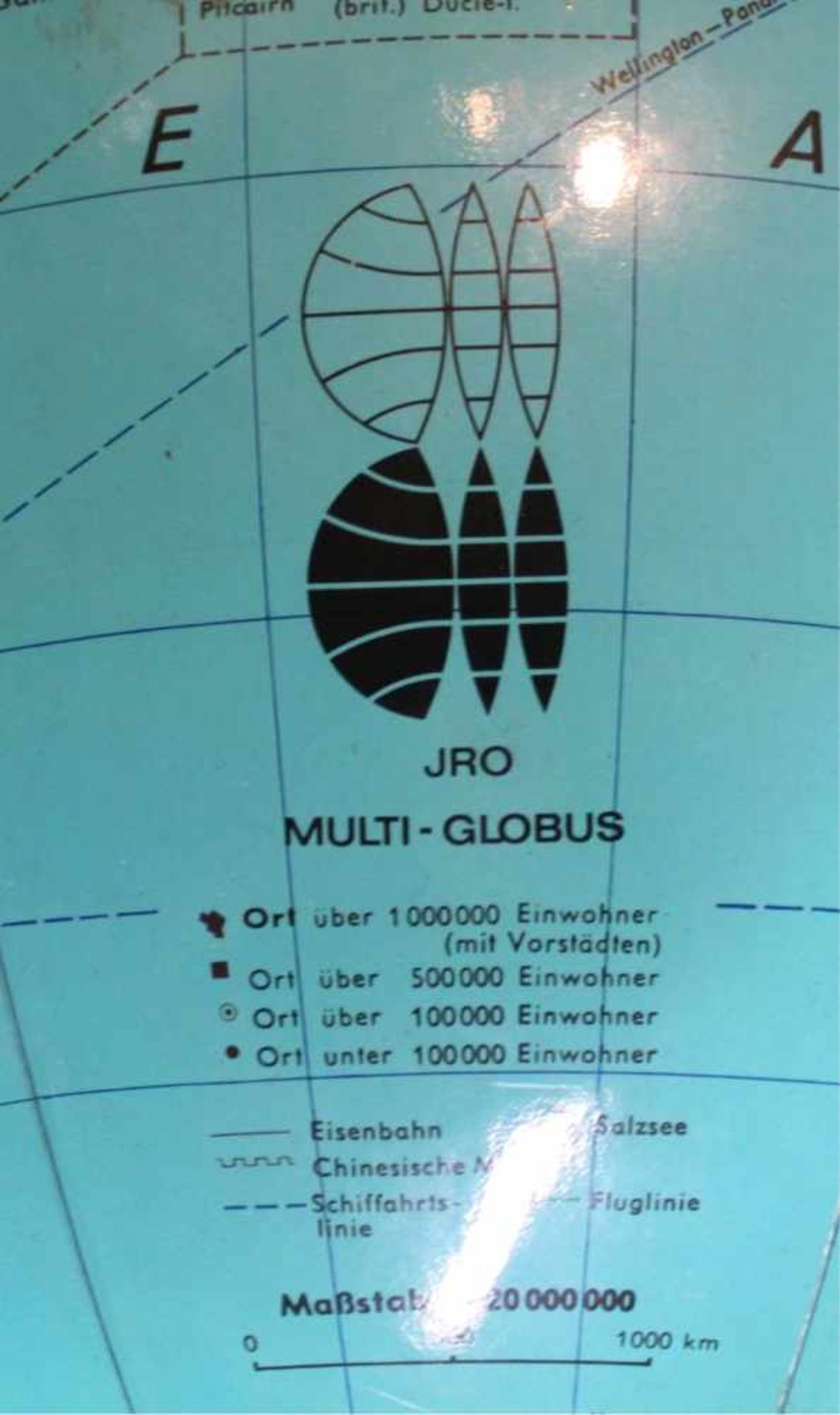 Vintage Globus aus Acryl von JRO, 1976Standglobus aus Acryl von JRO mit halbkardanischerMessing - Bild 5 aus 5