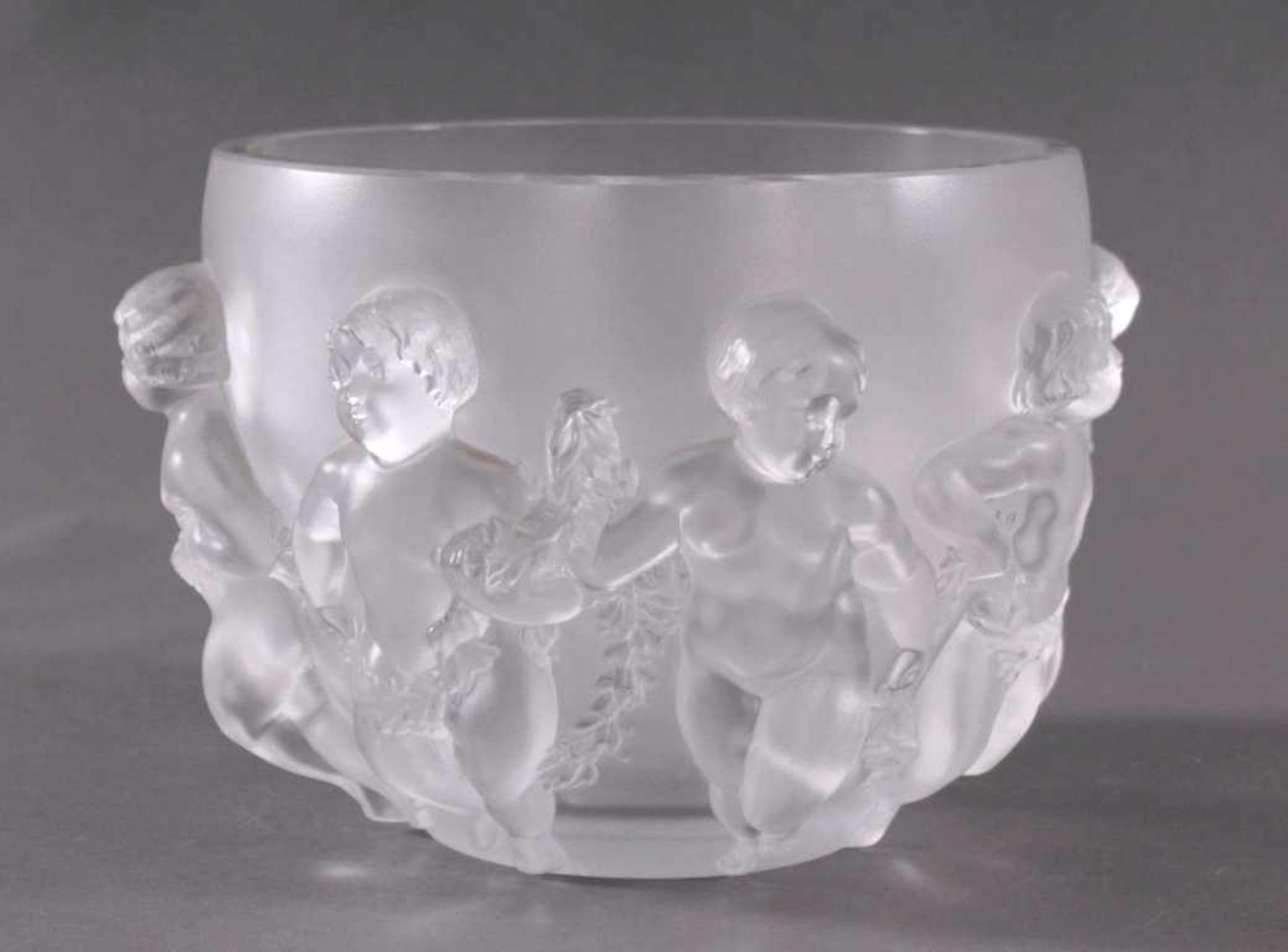 Große Vase, "Luxembourg" - Lalique Cristal Paris20. Jahrhundert, Entwurf René Lalique, 1945.