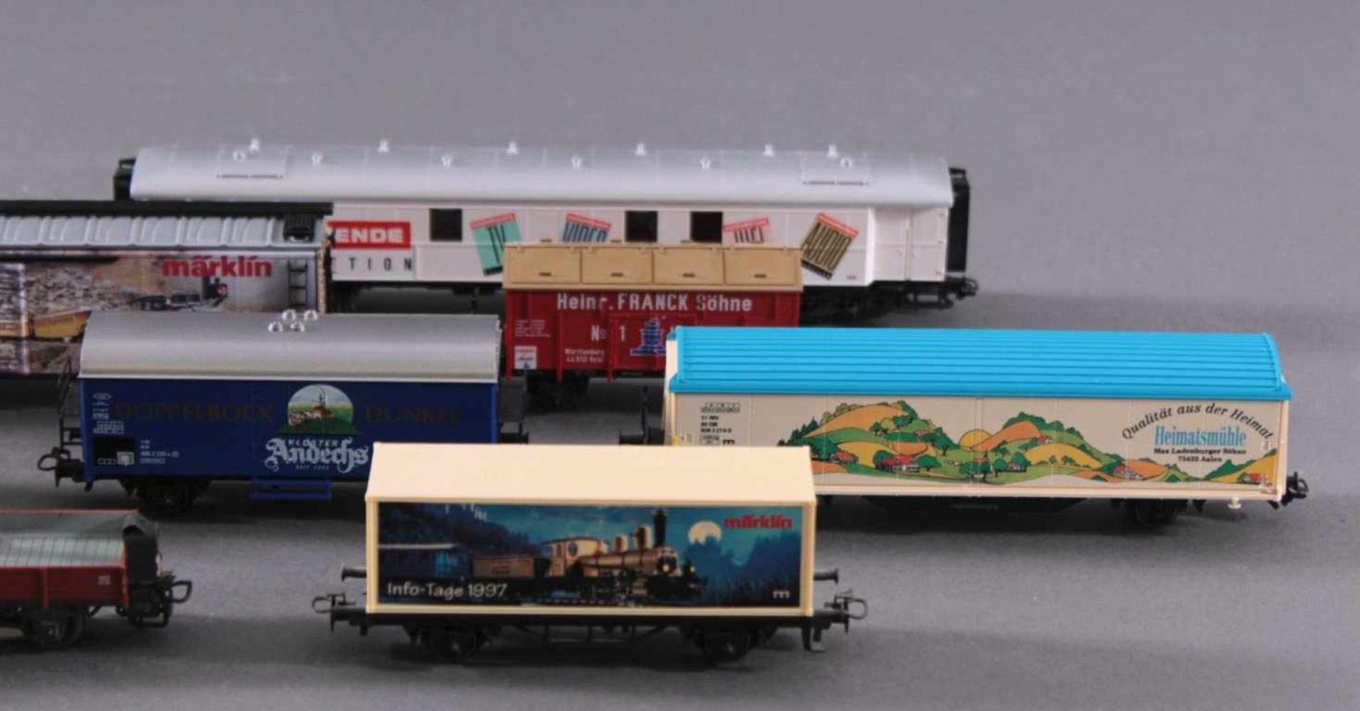 10 Märklin Waggons, H0Unterschiedliche Modelle, teils mit Werbeaufdruck und / oderZubehör. - Bild 3 aus 3