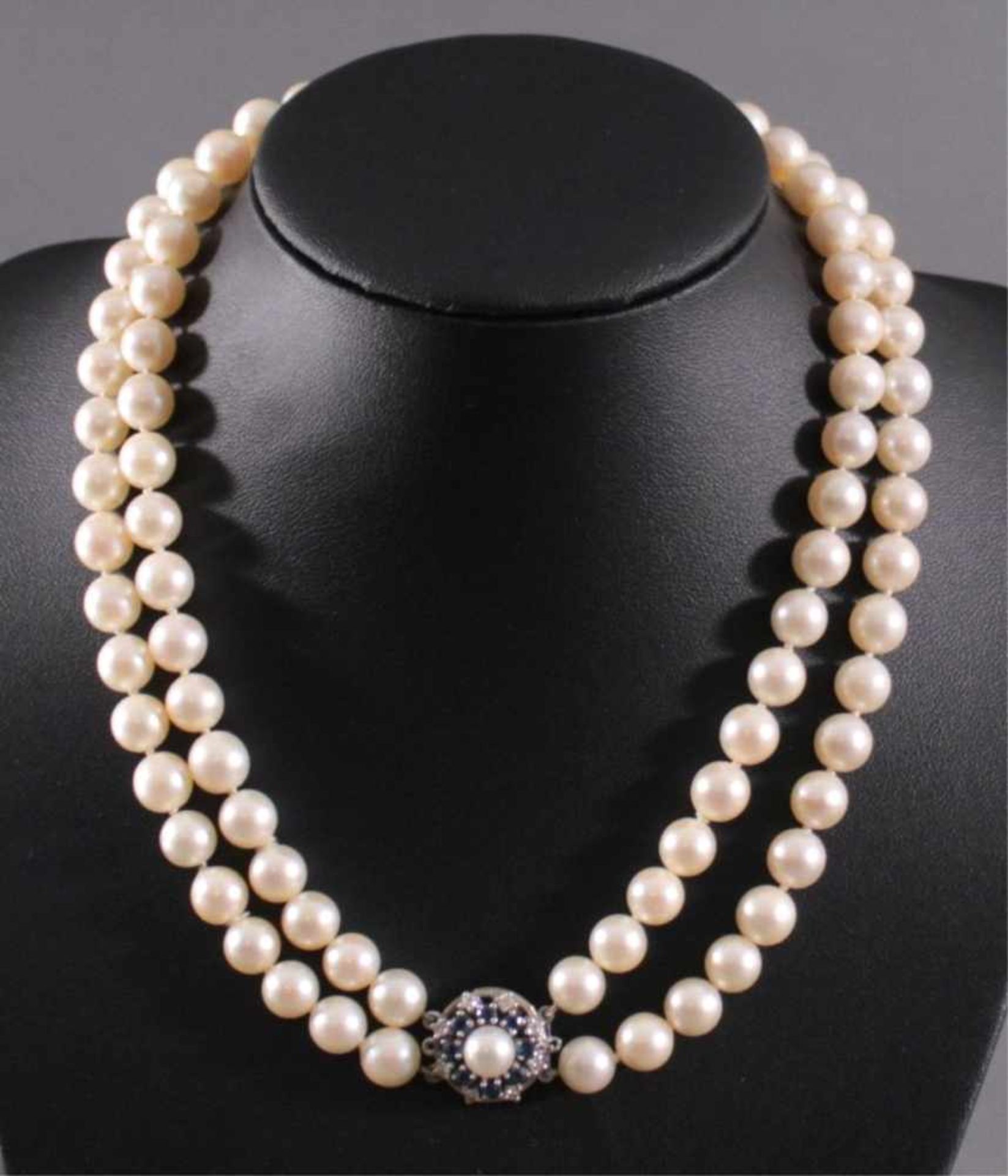 Perlenkette mit 14 Karat Weißgoldschließe2-reihige Perlenkette (D-0,8 cm), Weißgoldschließe